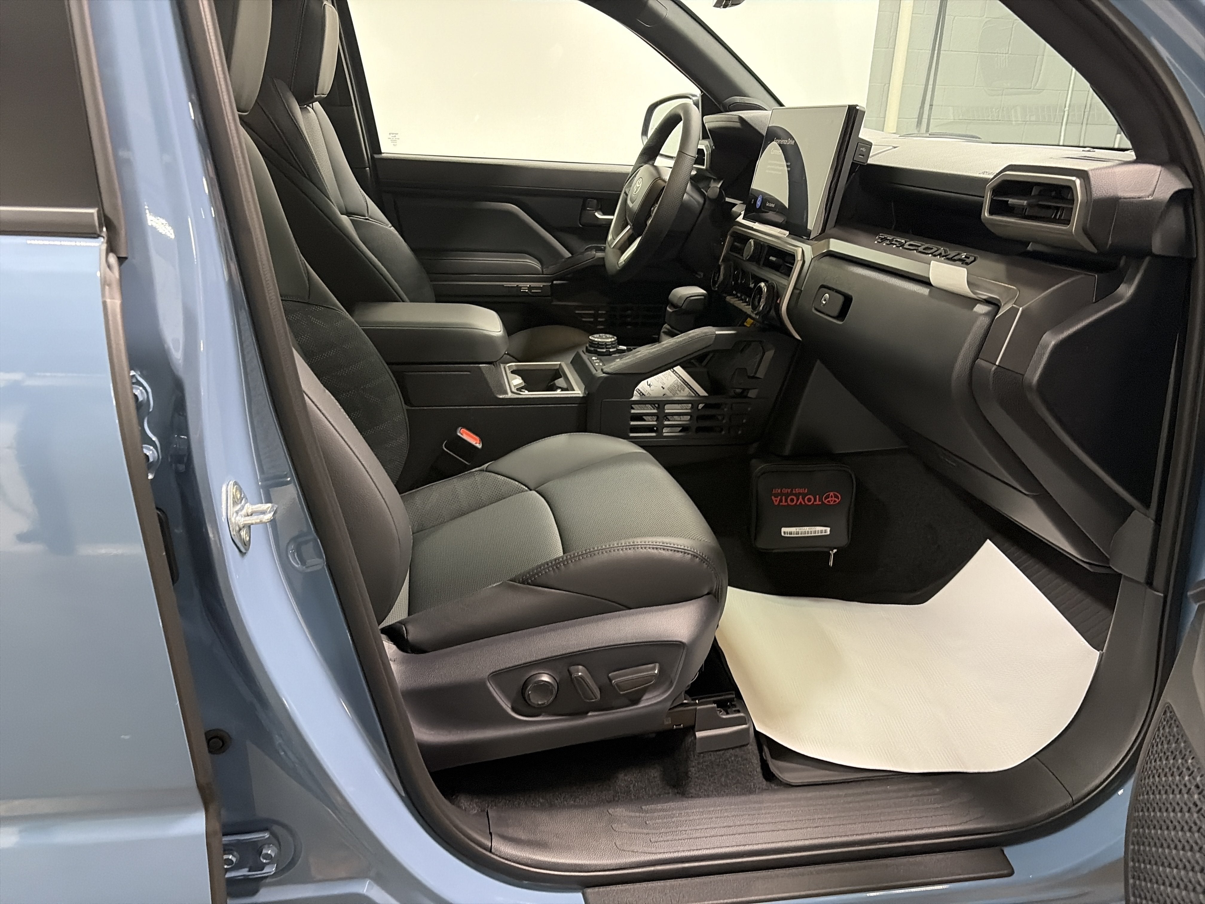 2026 Toyota Tacoma i-FORCE MAX TRD Off-Road i-FORCE MAX