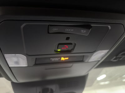 2026 Toyota Tacoma SR Double Cab 5' Bed AT