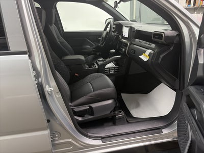 2026 Toyota Tacoma SR Double Cab 5' Bed AT