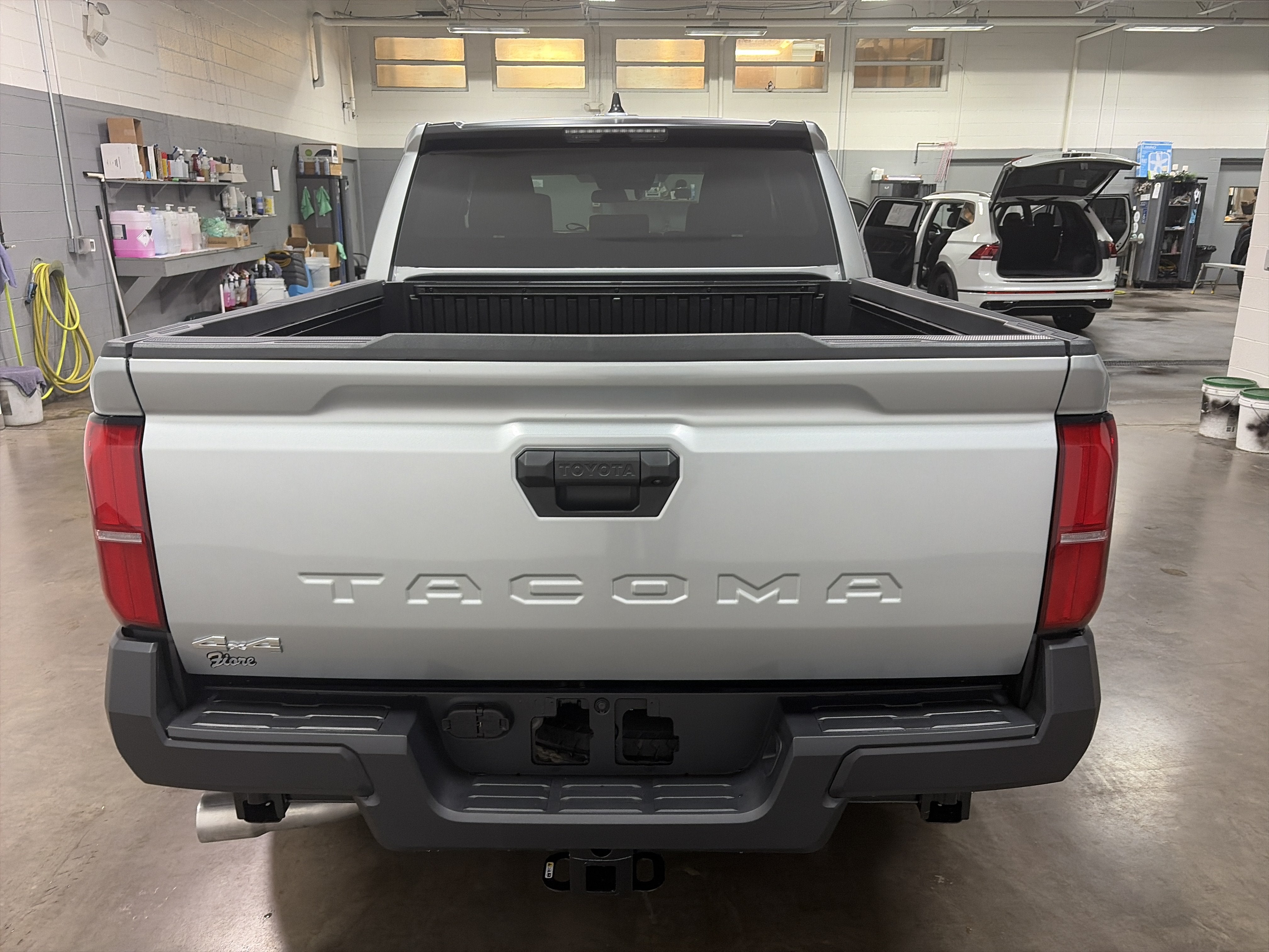 2026 Toyota Tacoma SR Double Cab 5' Bed AT