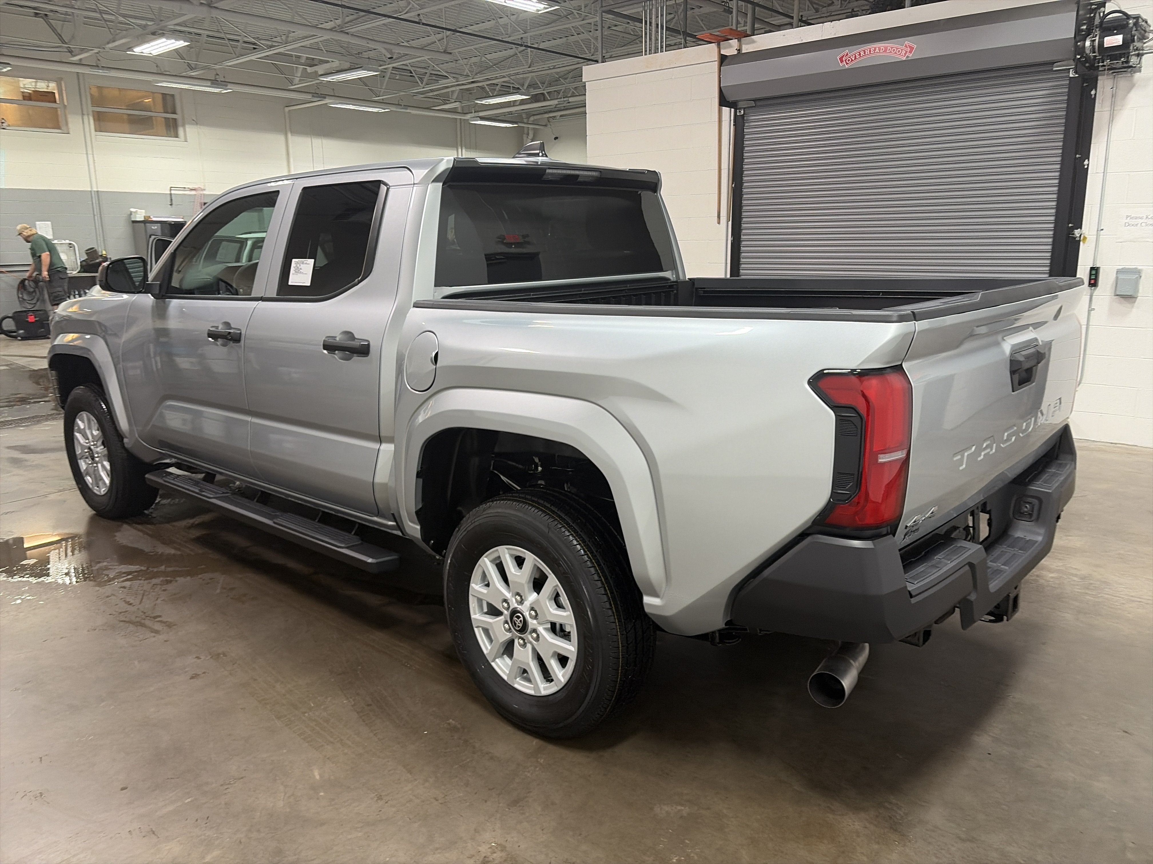 2026 Toyota Tacoma SR Double Cab 5' Bed AT