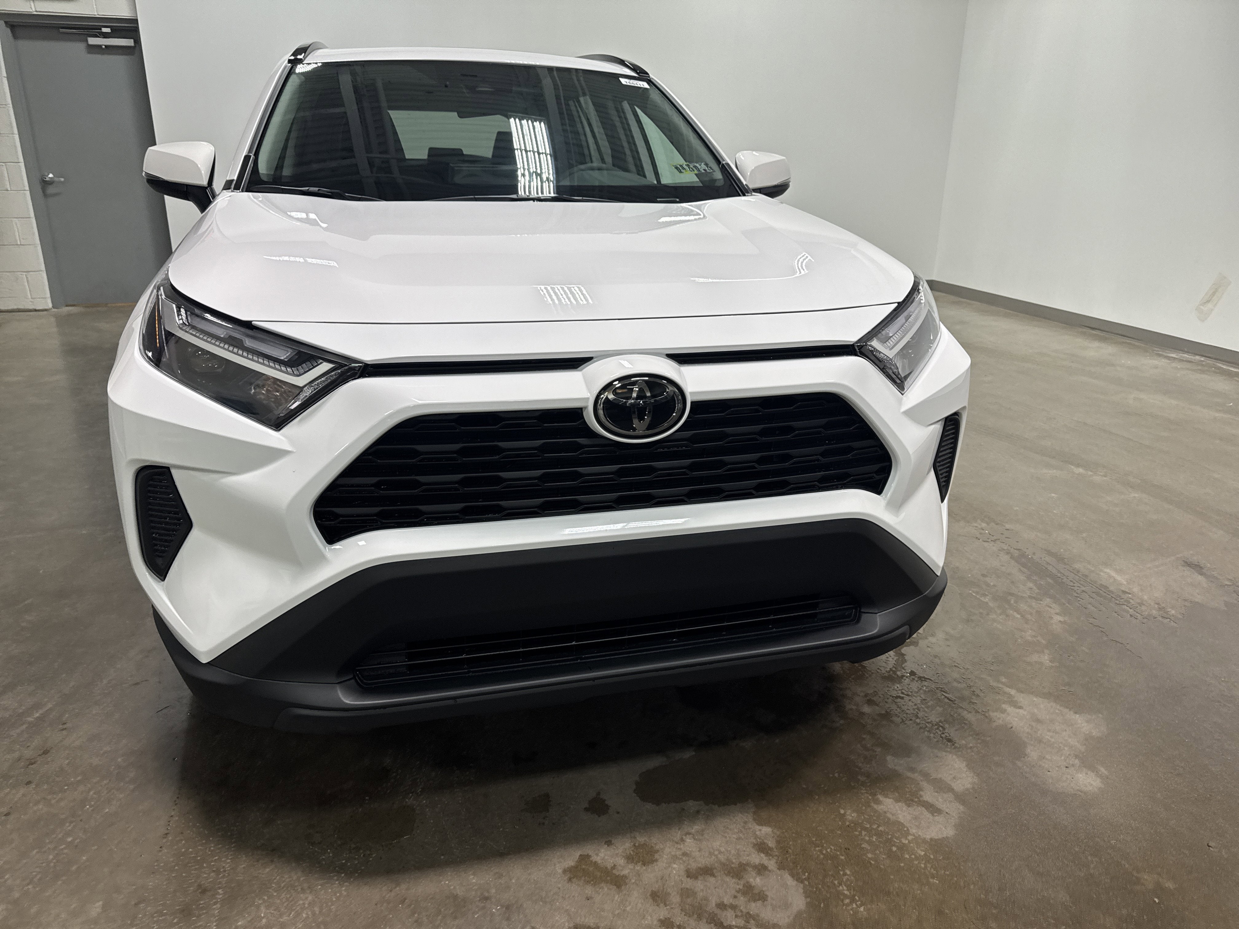 2025 Toyota RAV4 Hybrid Hybrid XLE