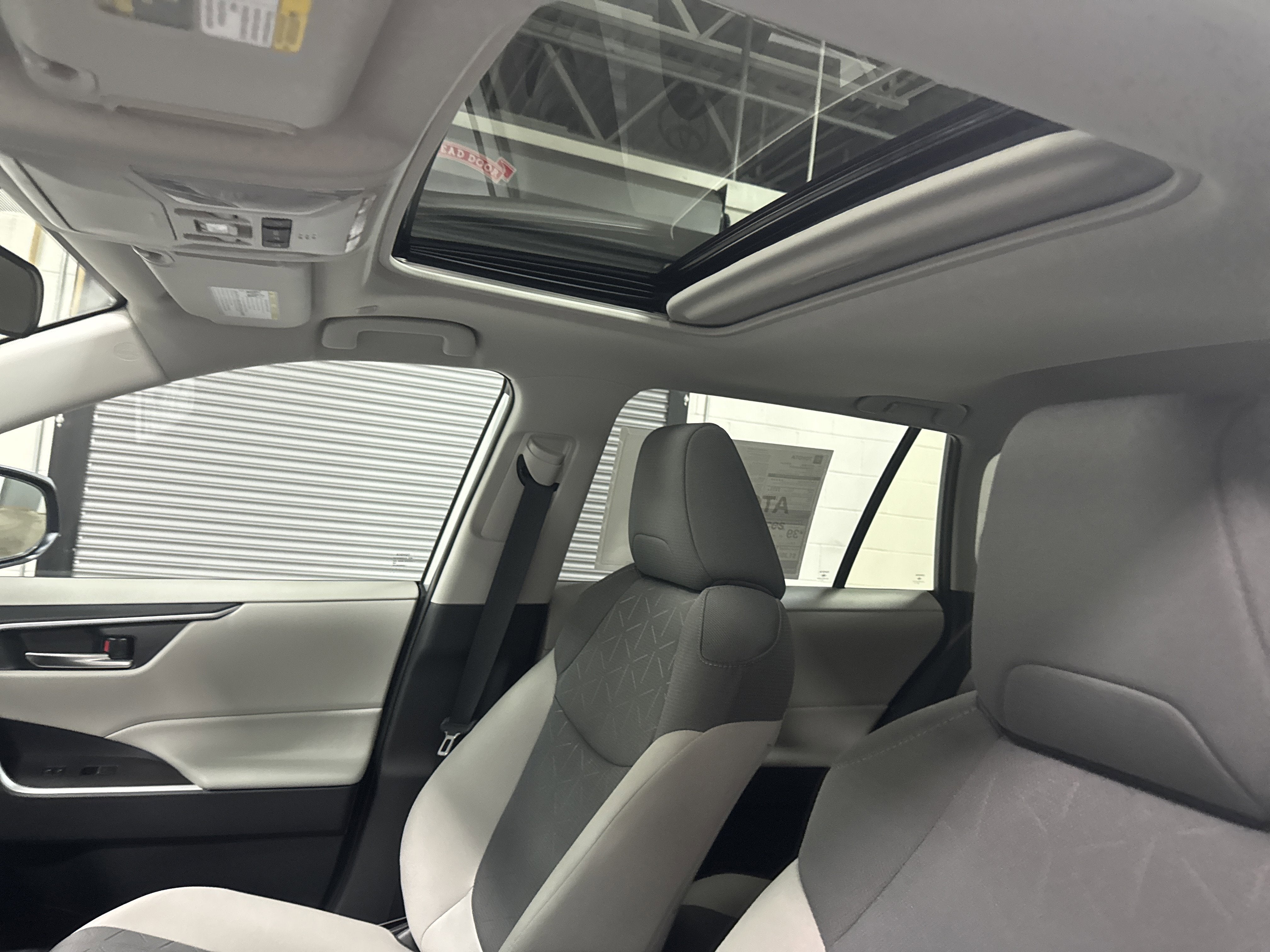 2025 Toyota RAV4 Hybrid Hybrid XLE