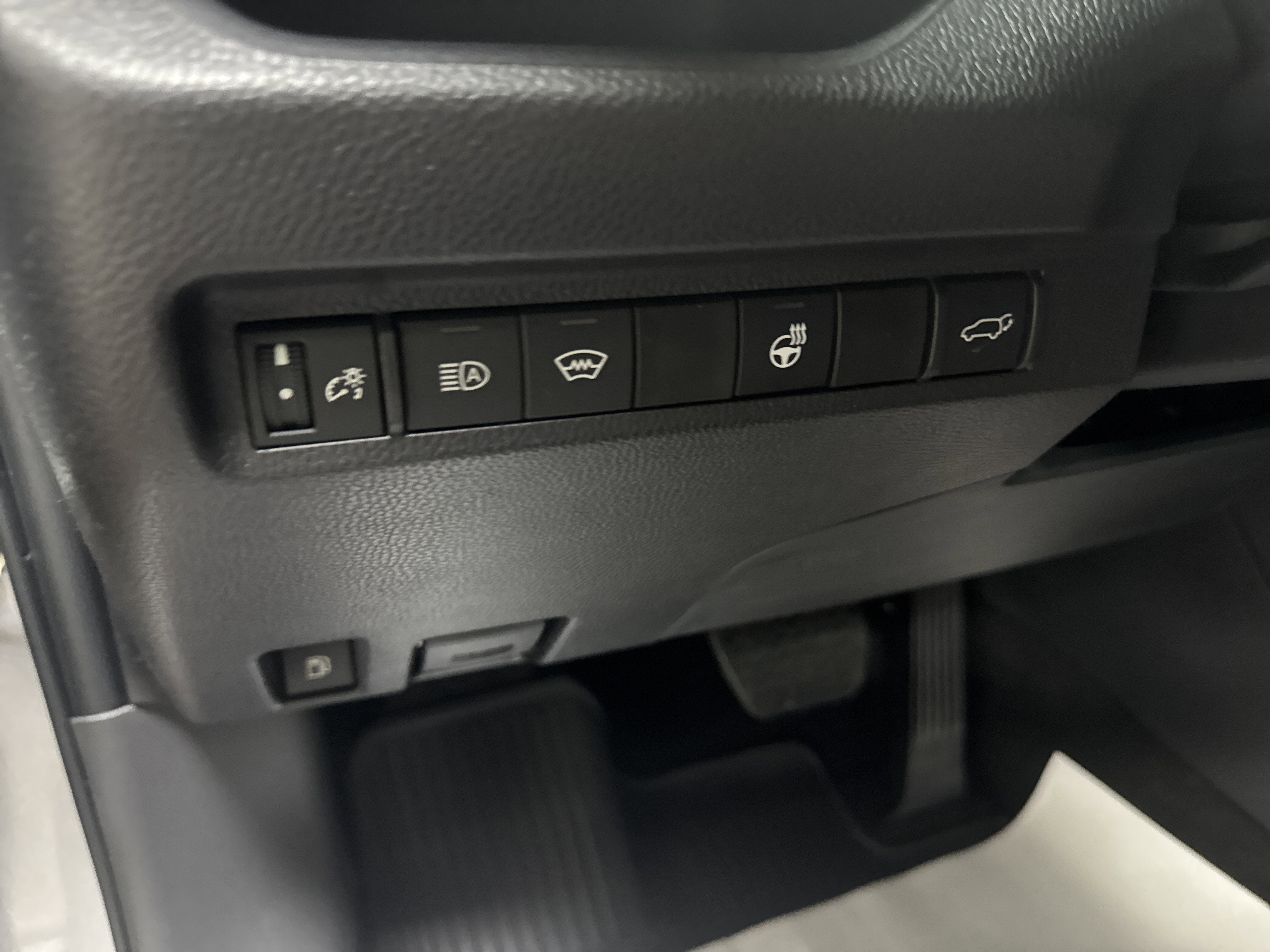 2025 Toyota RAV4 Hybrid Hybrid XLE