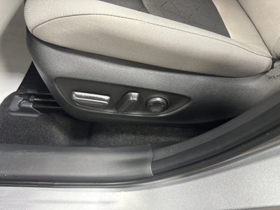 2025 Toyota RAV4 Hybrid Hybrid XLE