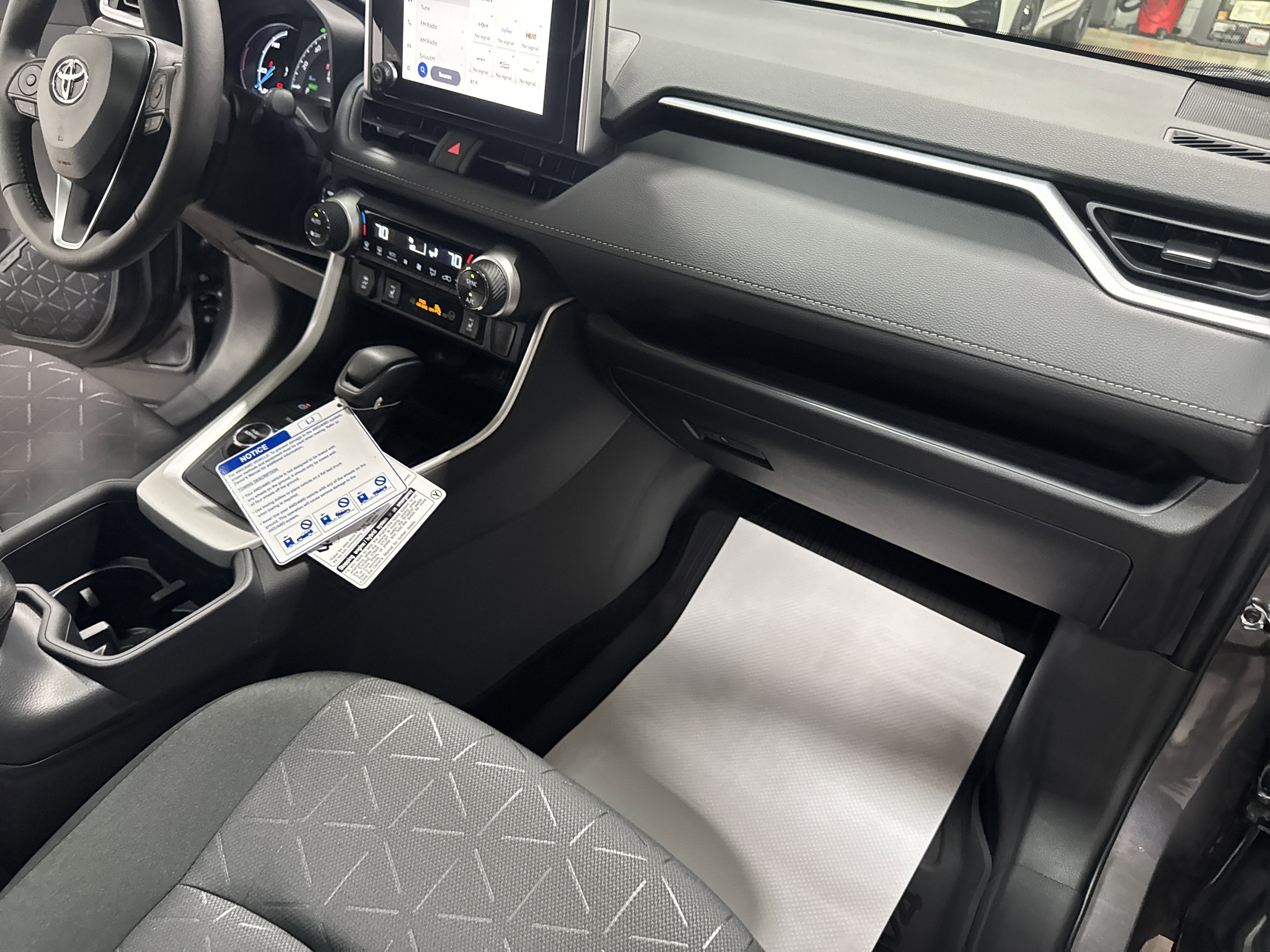 2025 Toyota RAV4 Hybrid Hybrid XLE