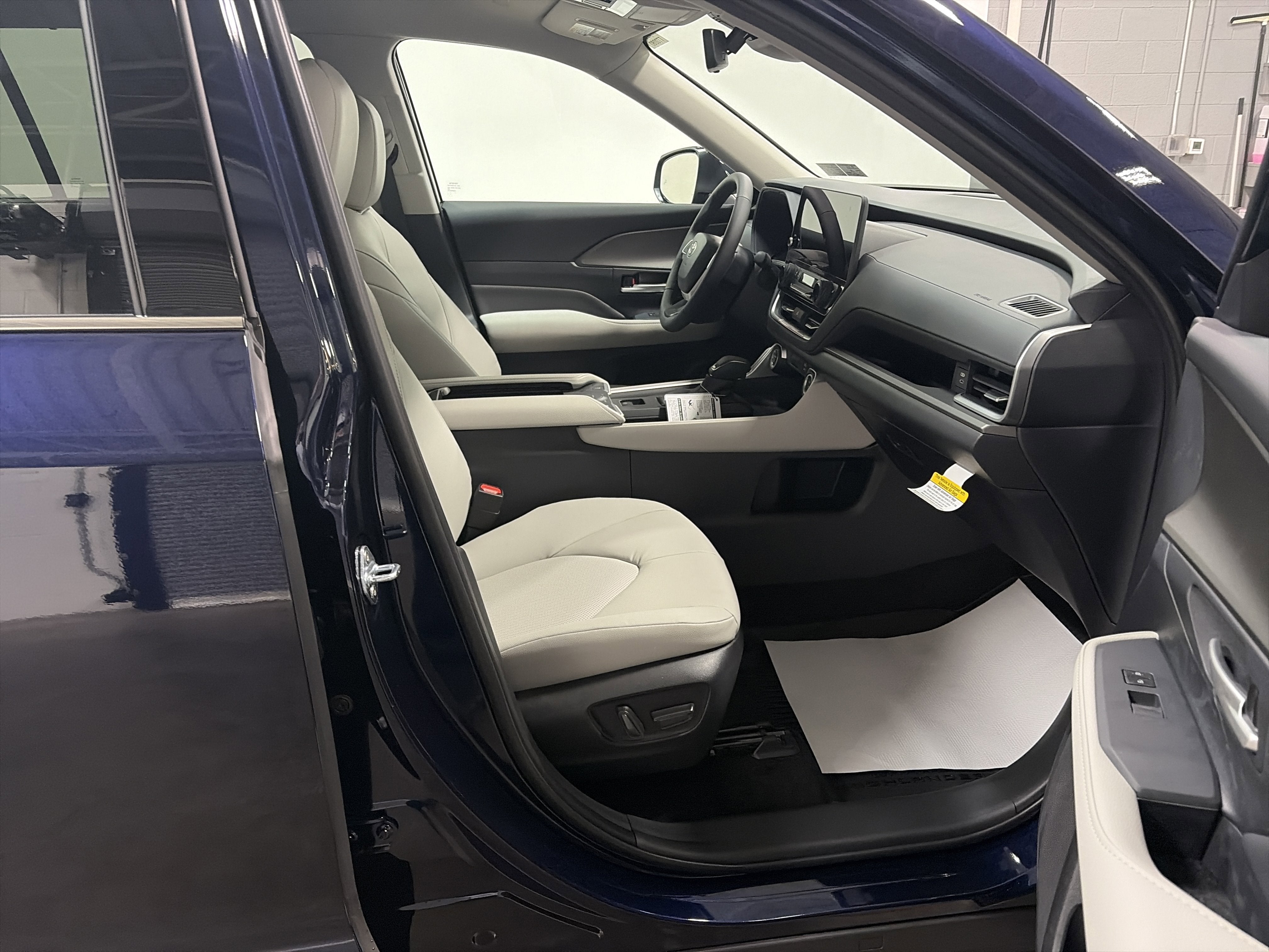 2026 Toyota Grand Highlander Hybrid Hybrid XLE