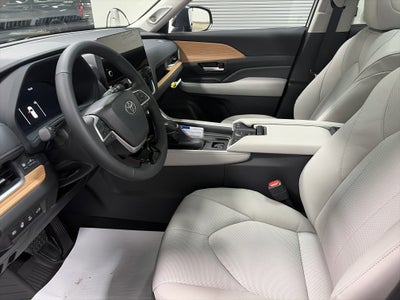 2026 Toyota Grand Highlander Hybrid Limited