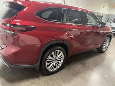 2026 Toyota Highlander Hybrid Platinum