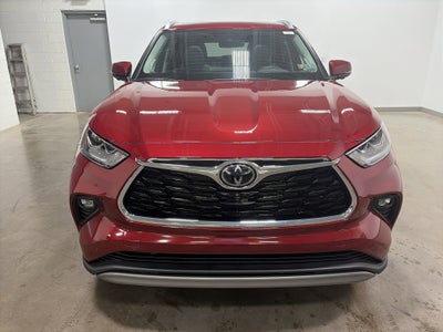 2026 Toyota Highlander Hybrid Platinum