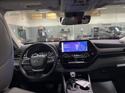 2026 Toyota Highlander Hybrid Hybrid XLE