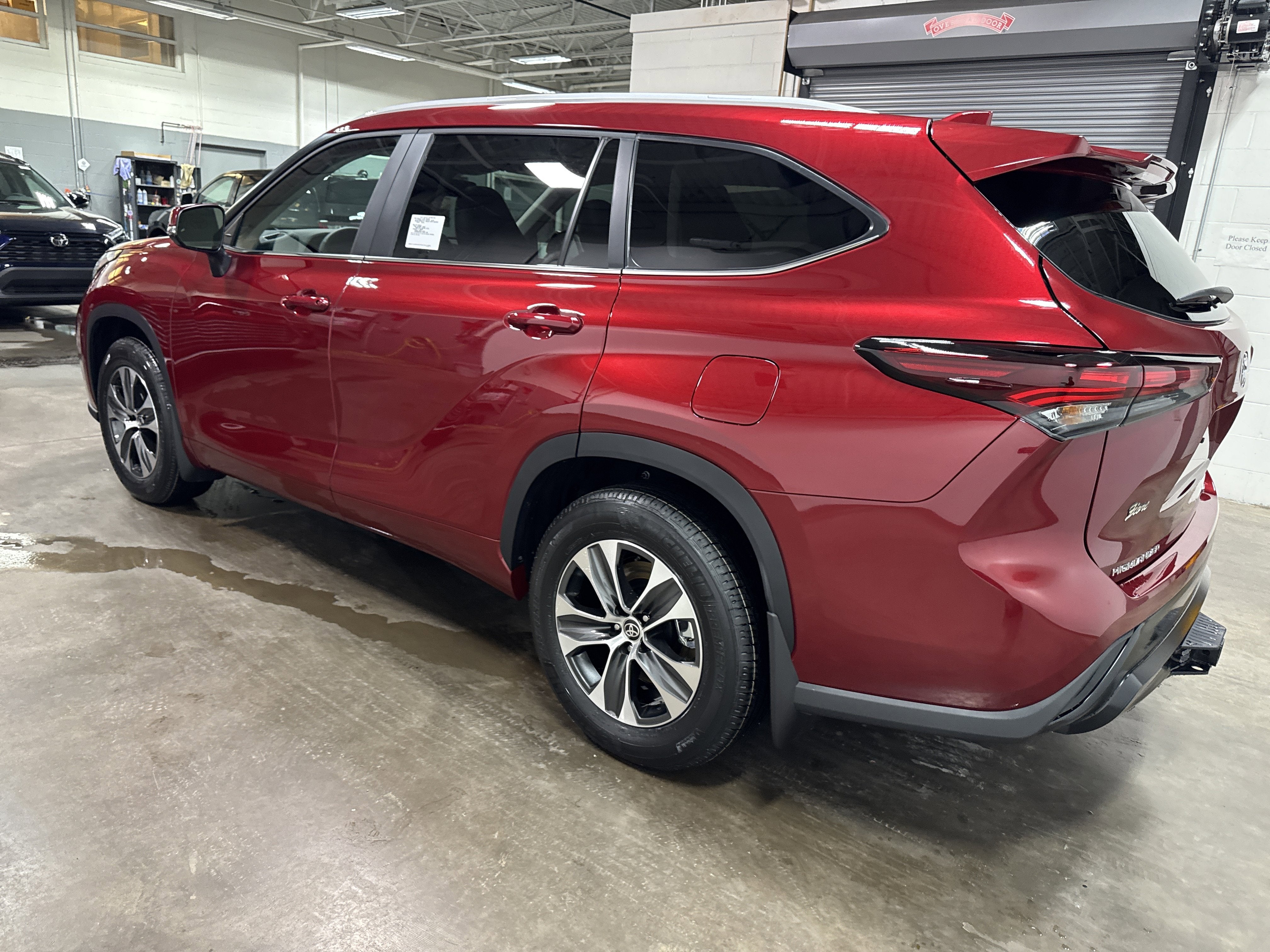 2026 Toyota Highlander XLE