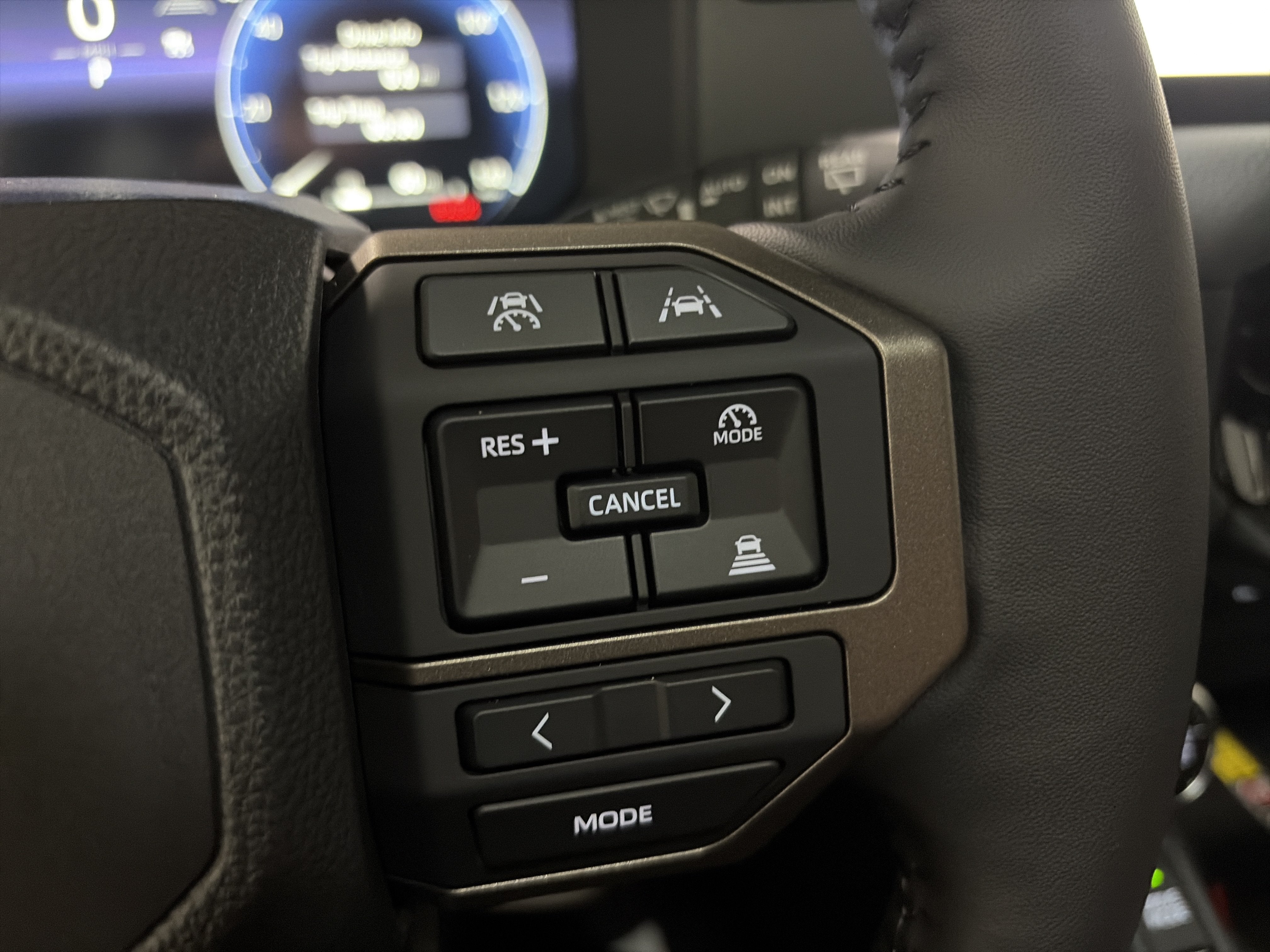2027 Toyota Land Cruiser 4WD (Natl)