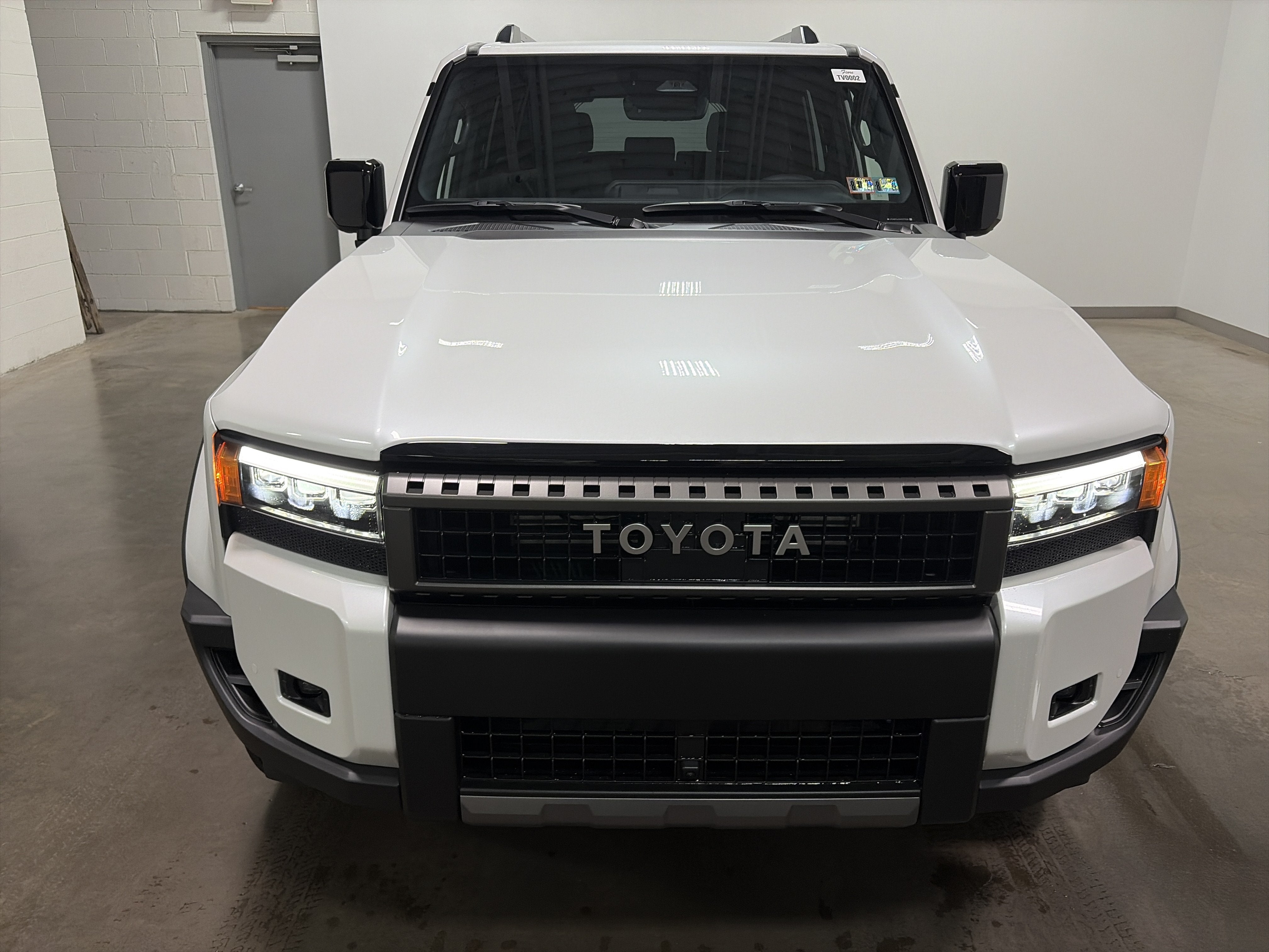 2027 Toyota Land Cruiser 4WD (Natl)