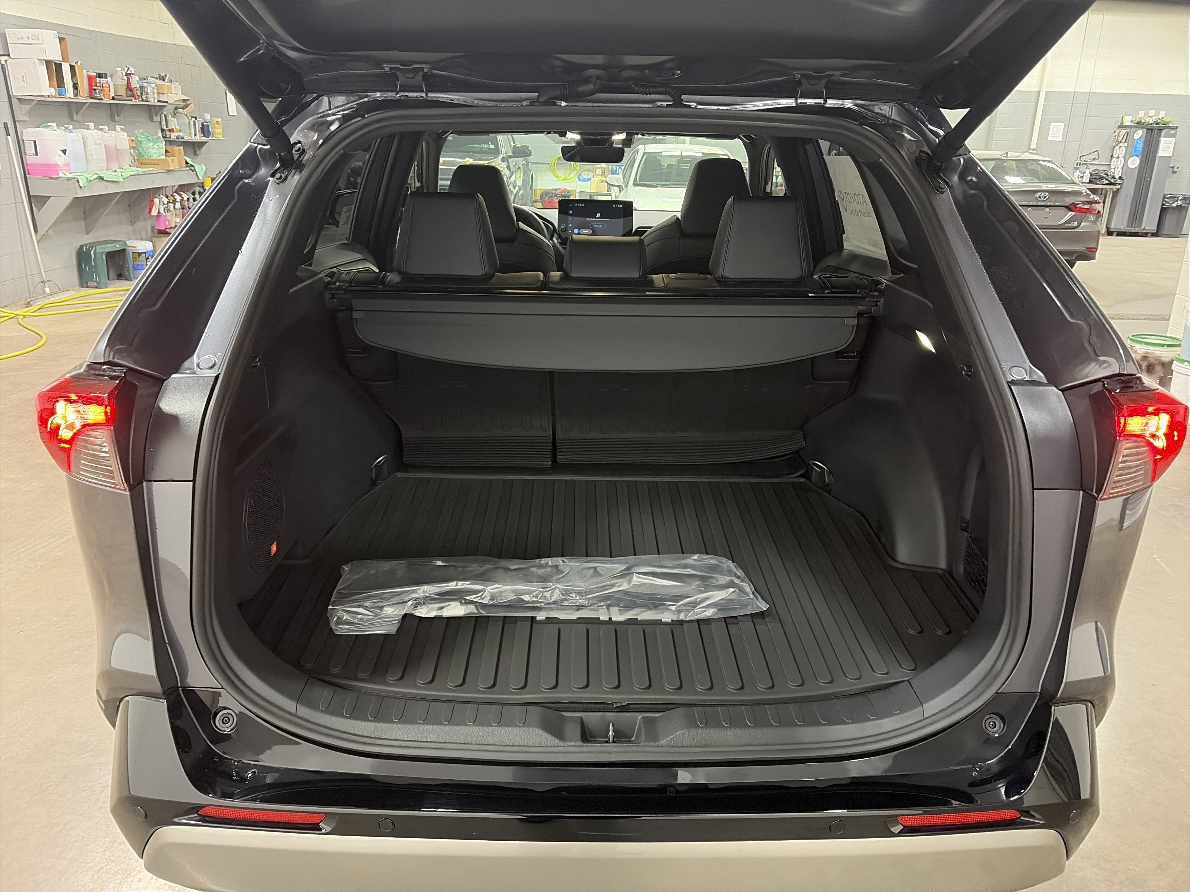 2025 Toyota RAV4 Hybrid Hybrid XSE