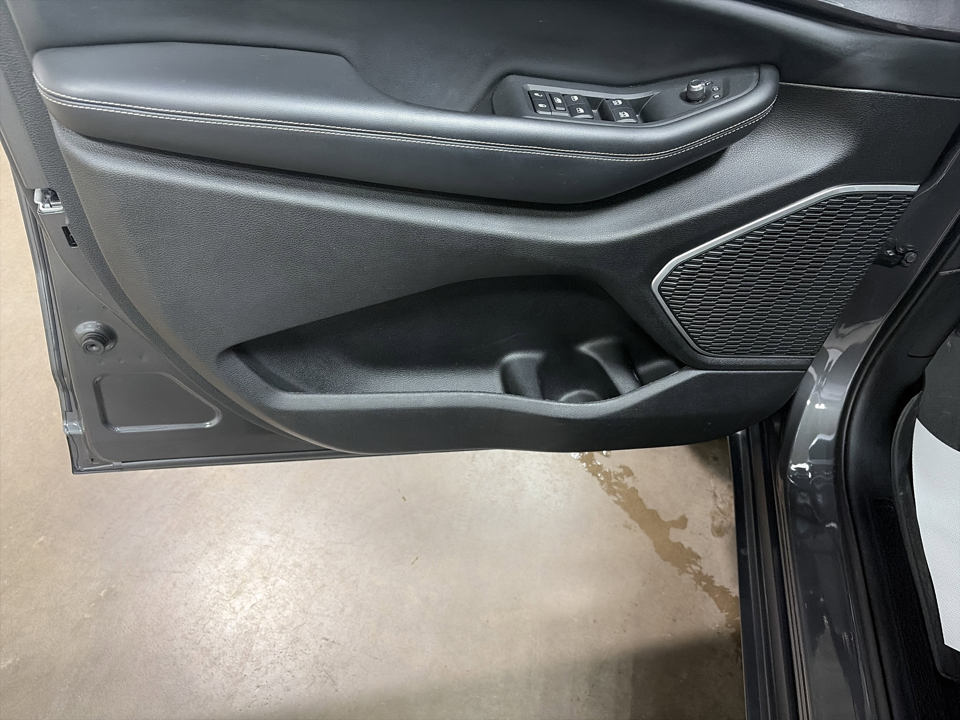 2022 Jeep Grand Cherokee Altitude