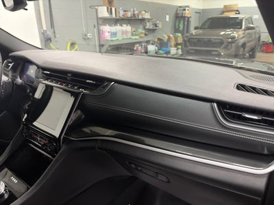 2022 Jeep Grand Cherokee Altitude