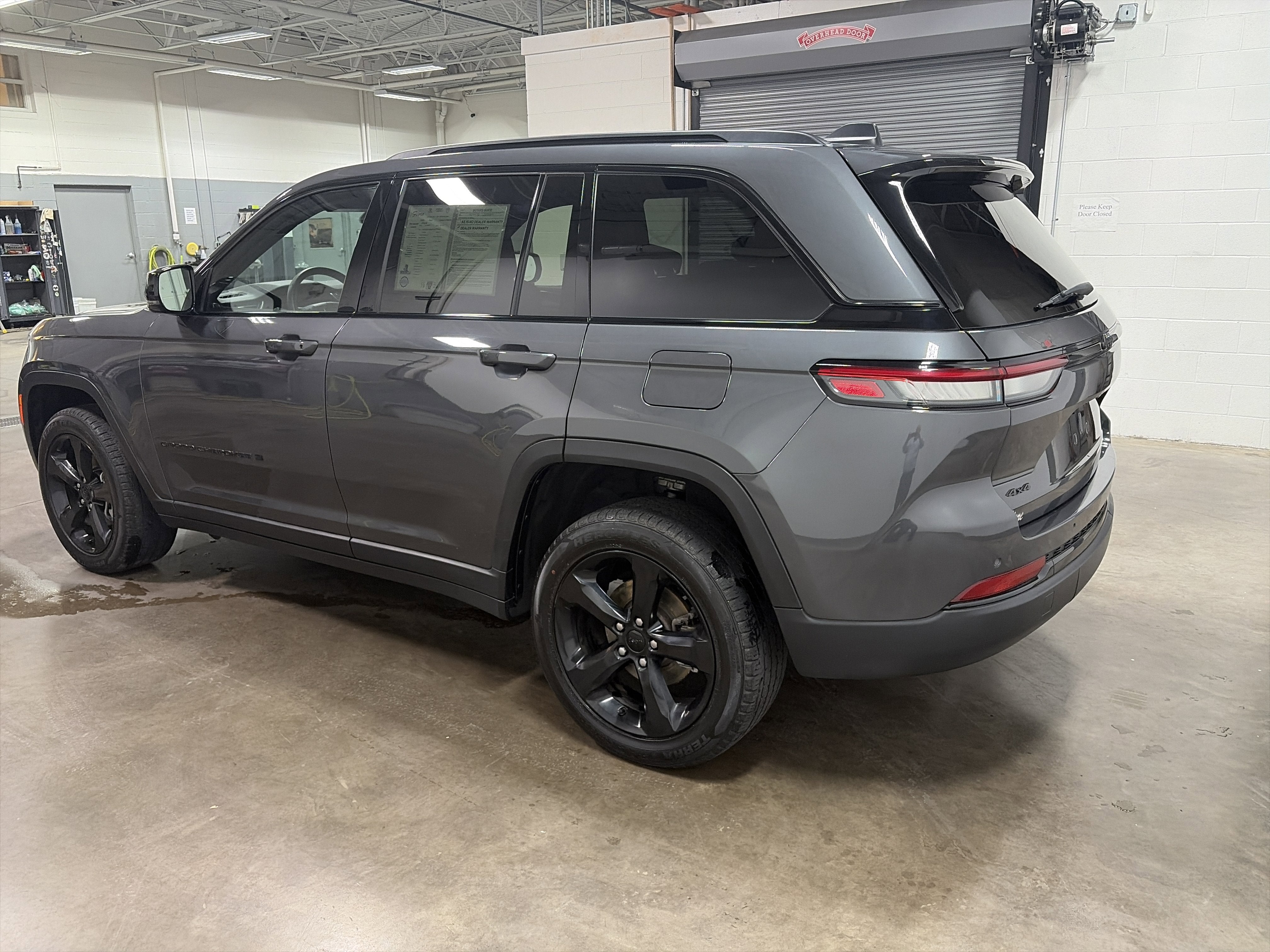2022 Jeep Grand Cherokee Altitude