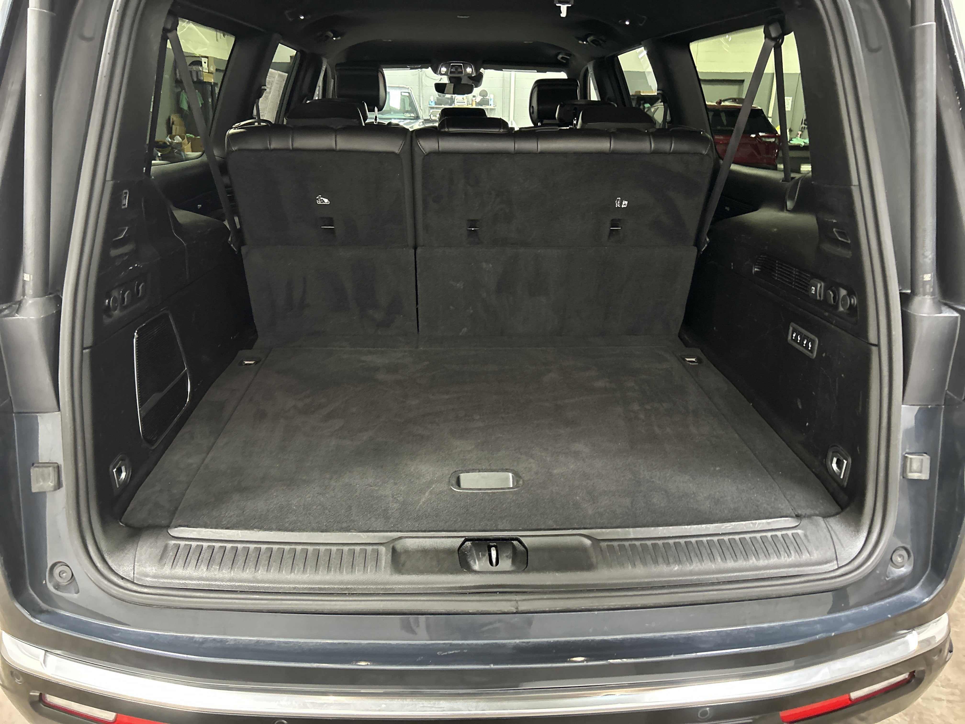 2023 Jeep Wagoneer L Series II