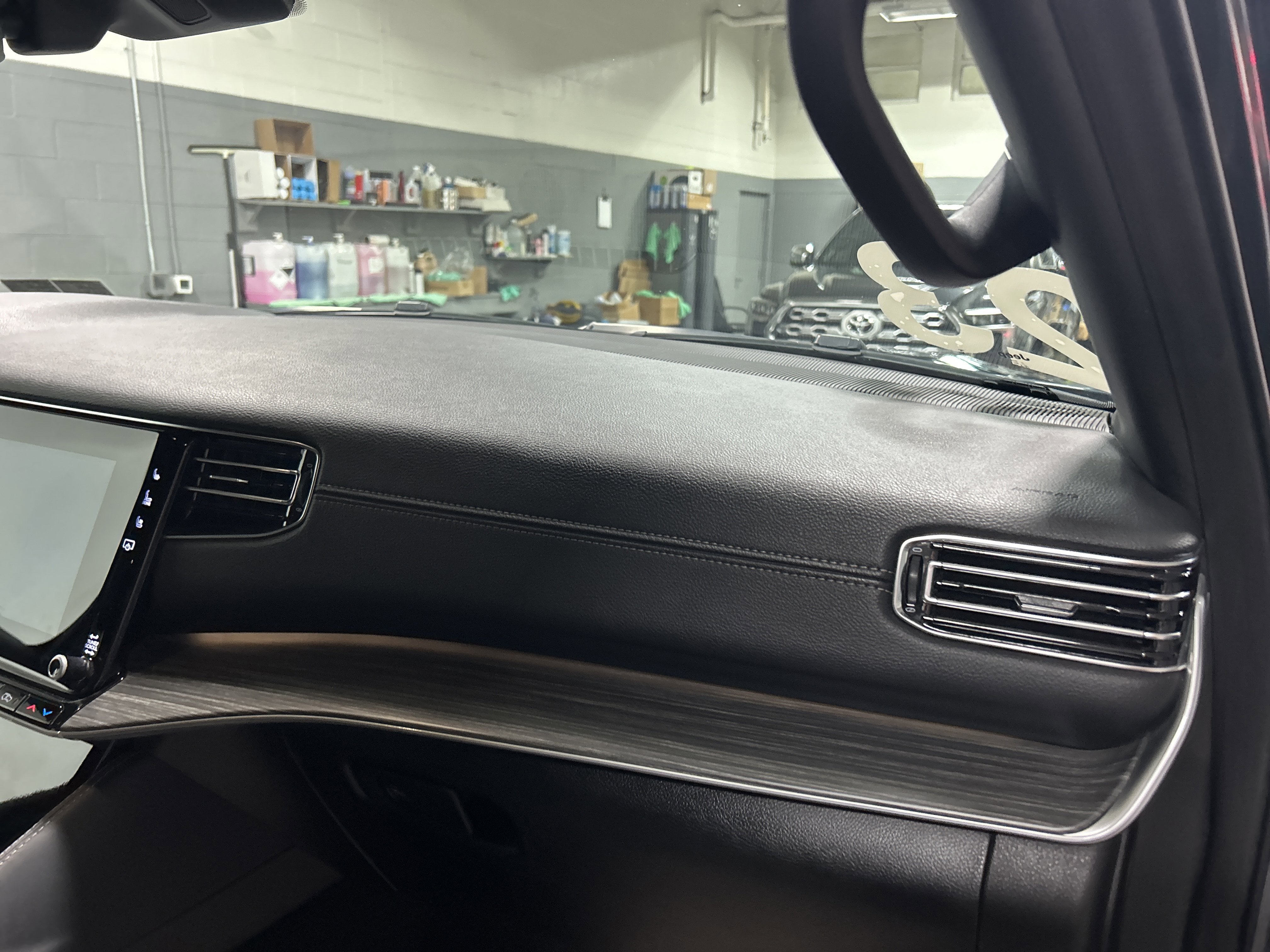 2023 Jeep Wagoneer L Series II