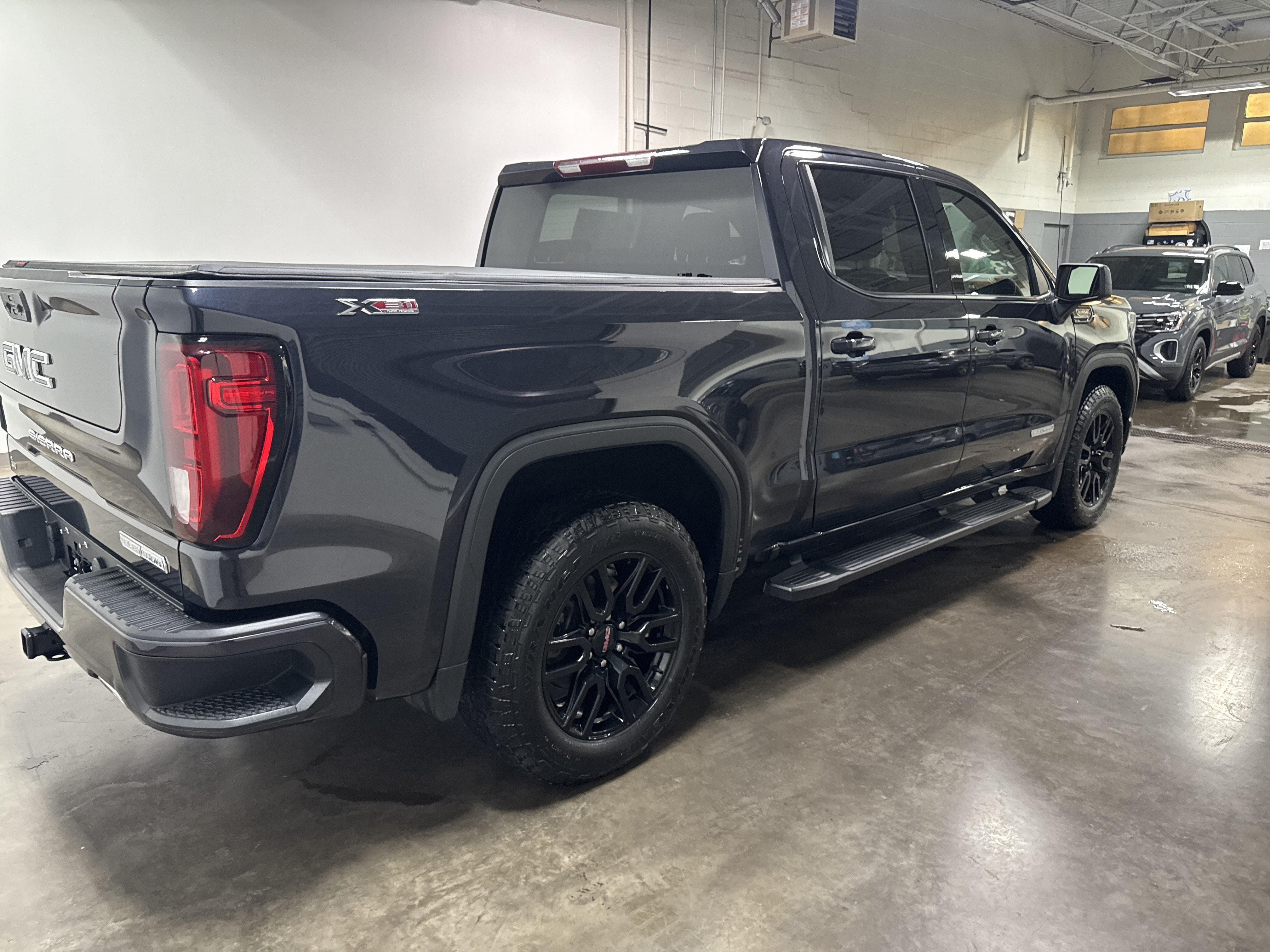 2023 GMC Sierra 1500 Elevation