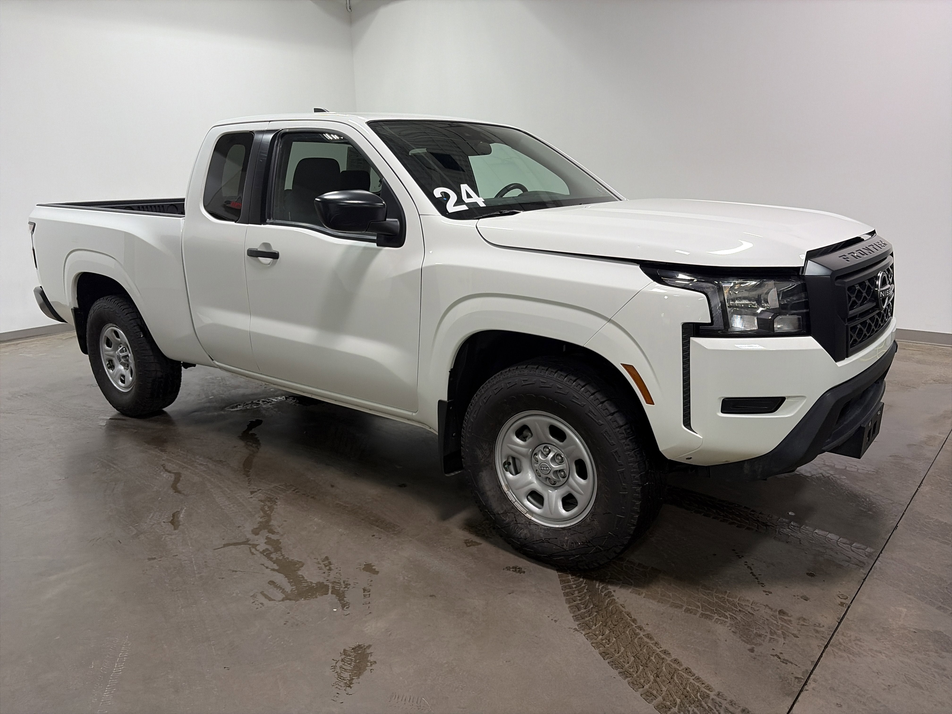 2024 Nissan Frontier S