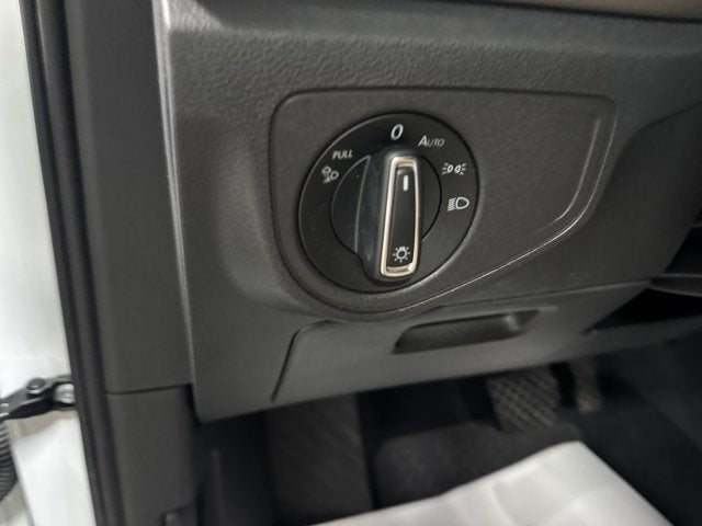 2020 Volkswagen Atlas Cross Sport 3.6L V6 SE w/Technology