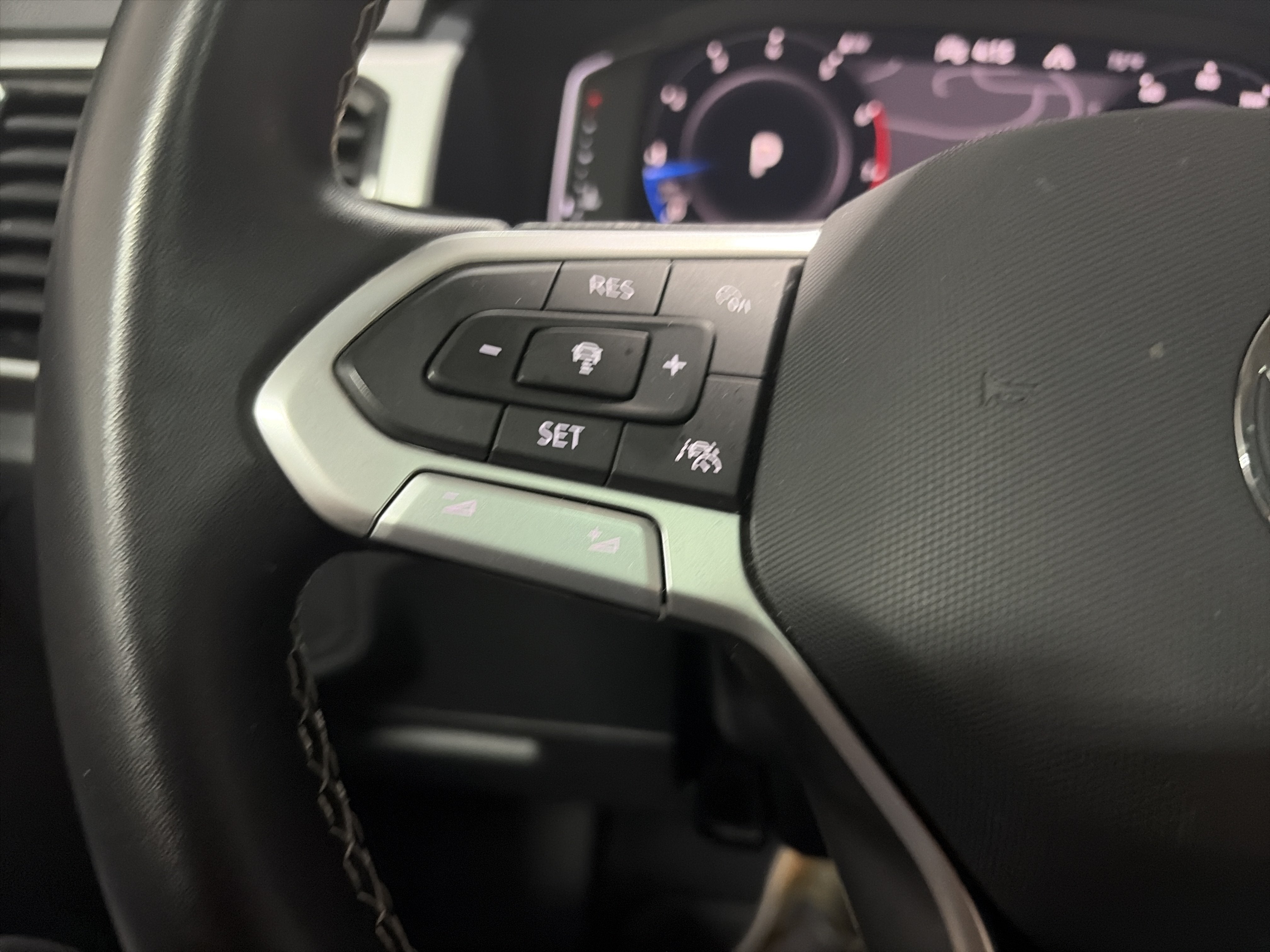 2023 Volkswagen Atlas 3.6L V6 SEL