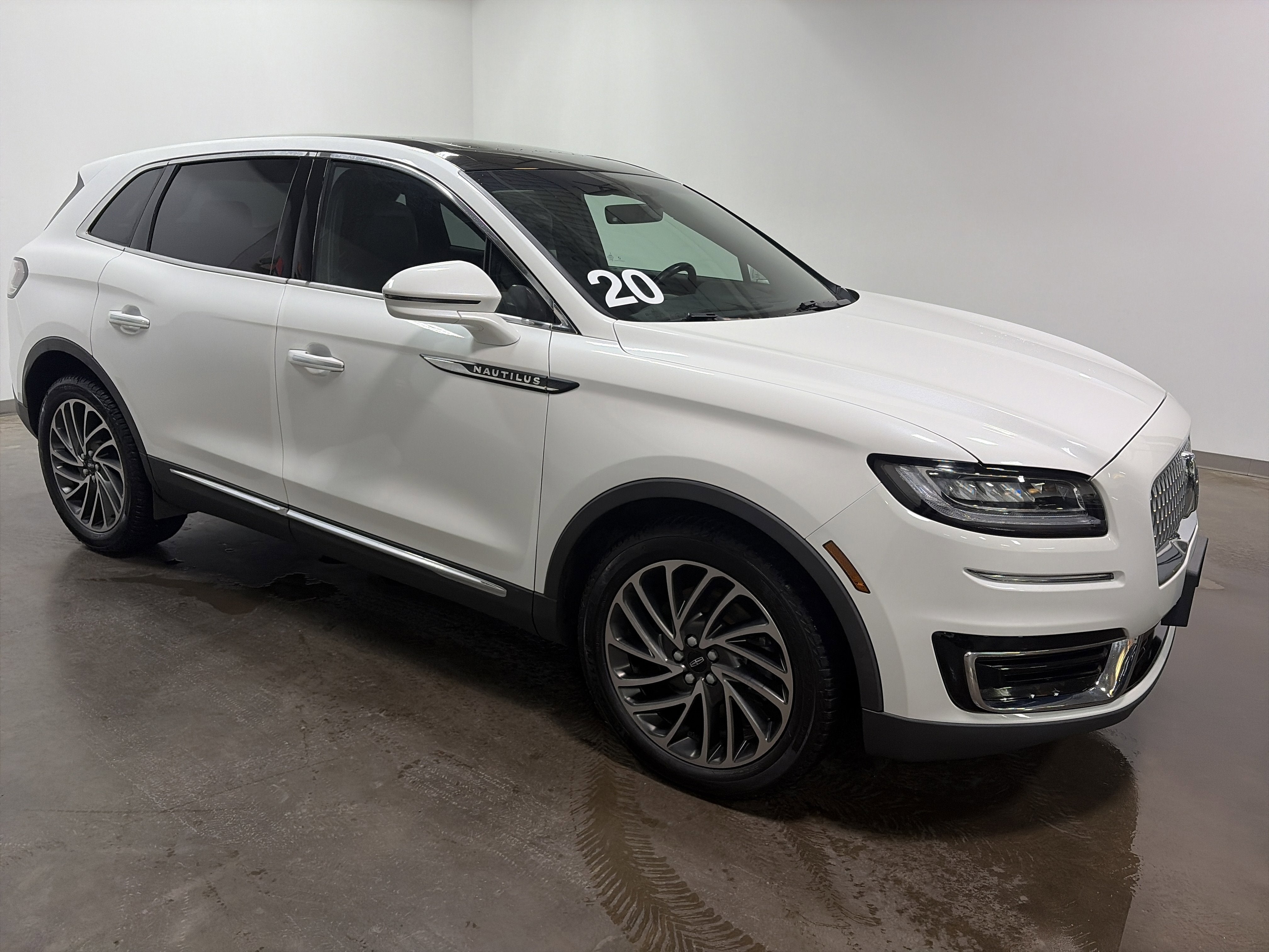 2020 Lincoln Nautilus Reserve