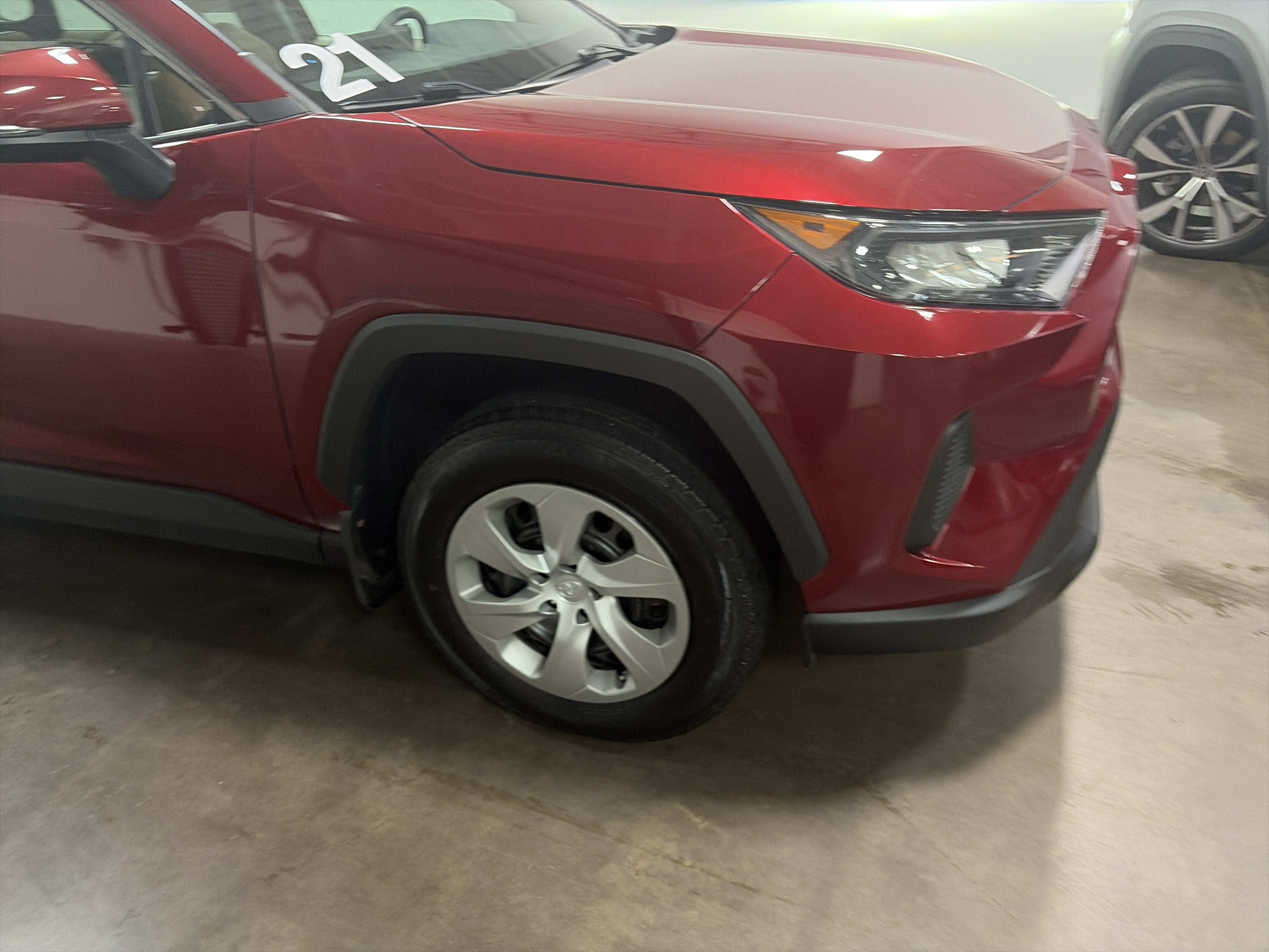 2021 Toyota RAV4 LE