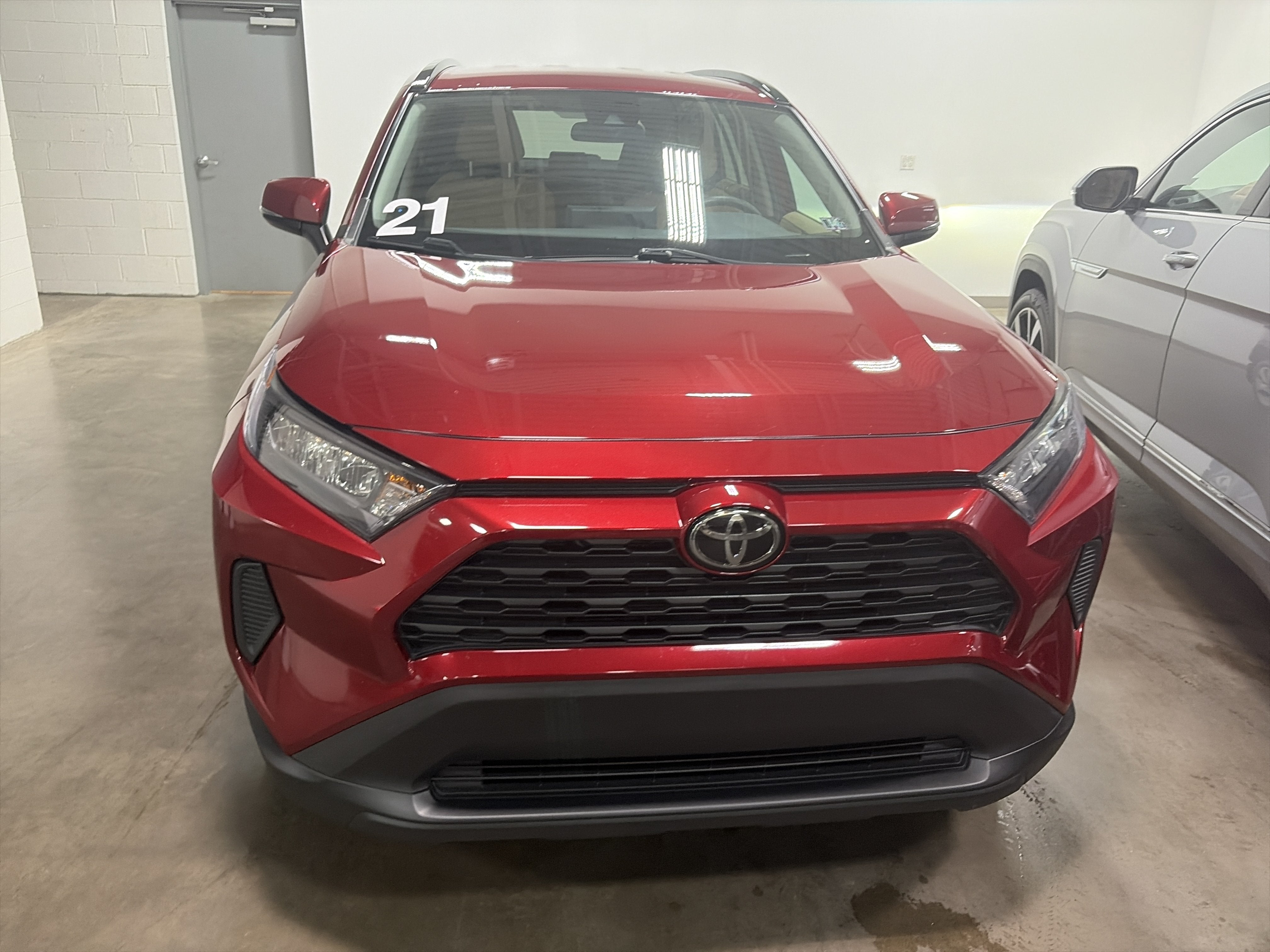 2021 Toyota RAV4 LE
