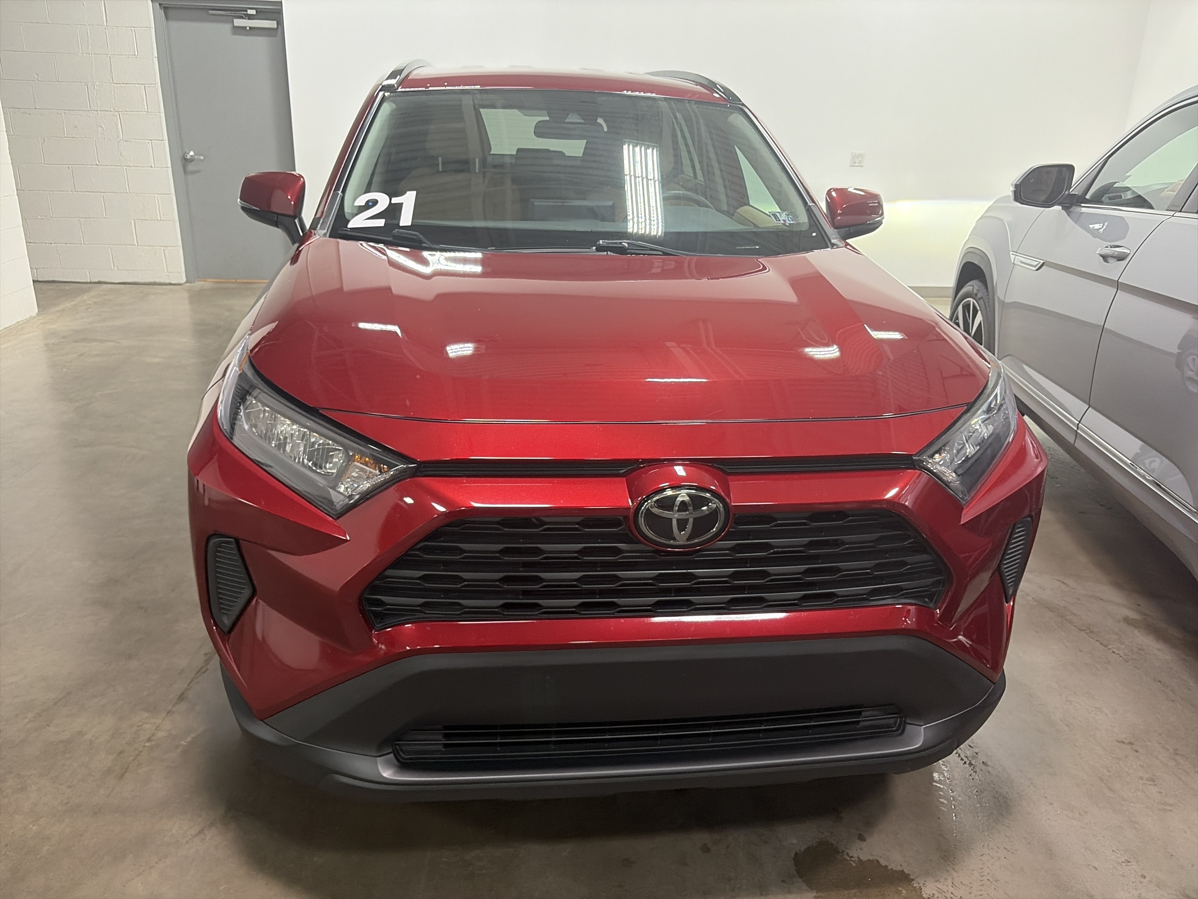 2021 Toyota RAV4 LE