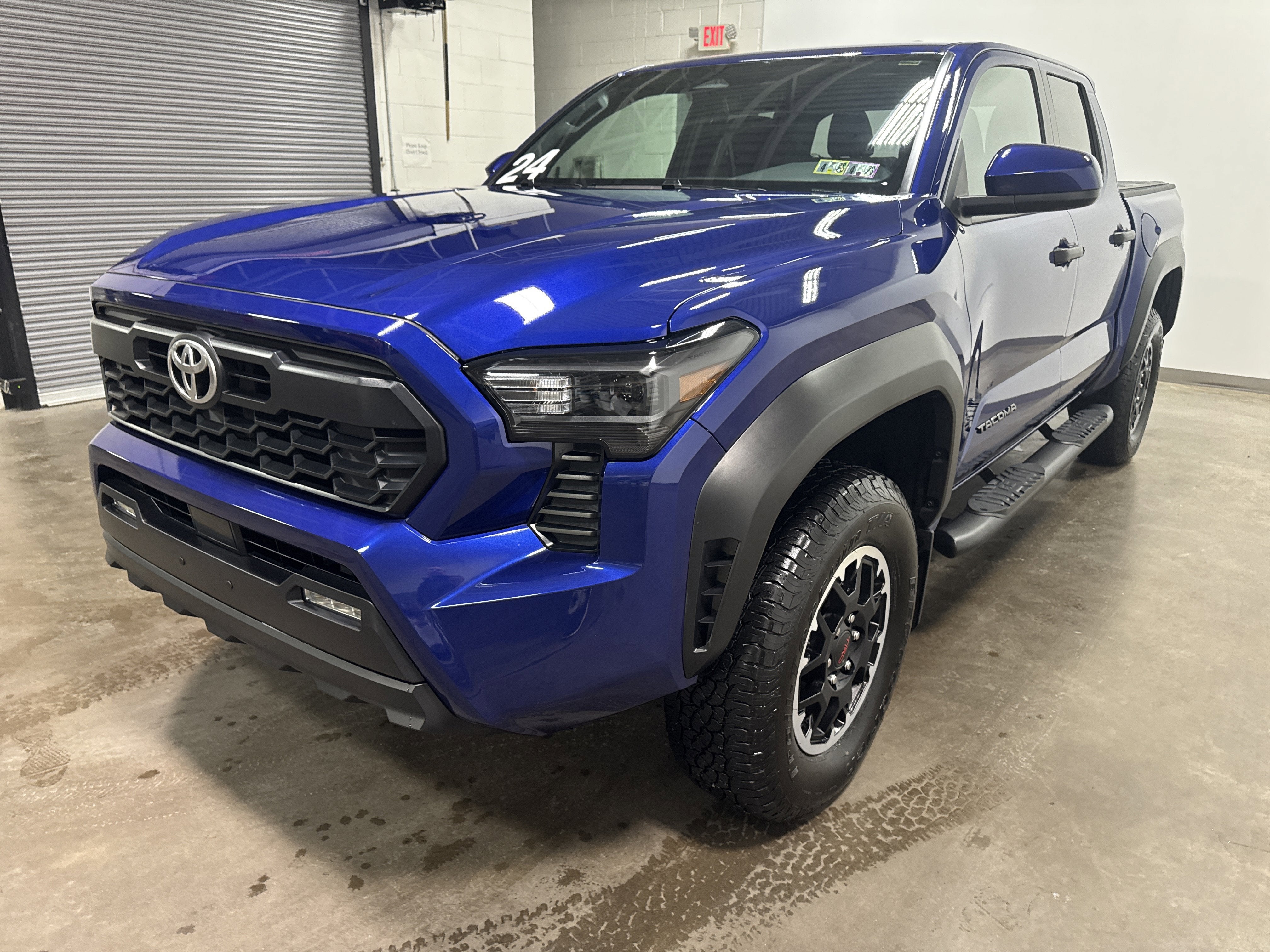 2024 Toyota Tacoma TRD Off-Road