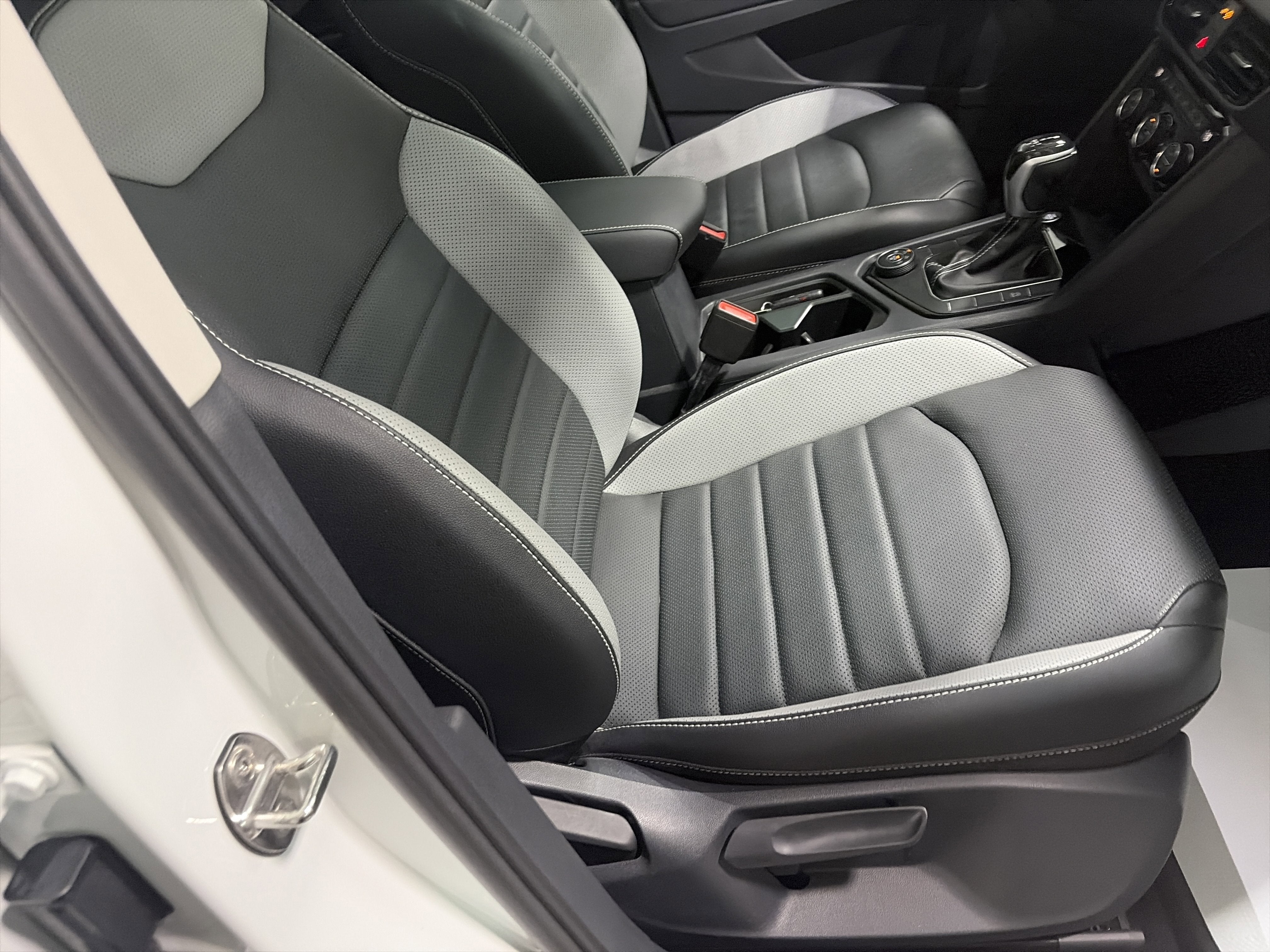 2022 Volkswagen Taos SEL