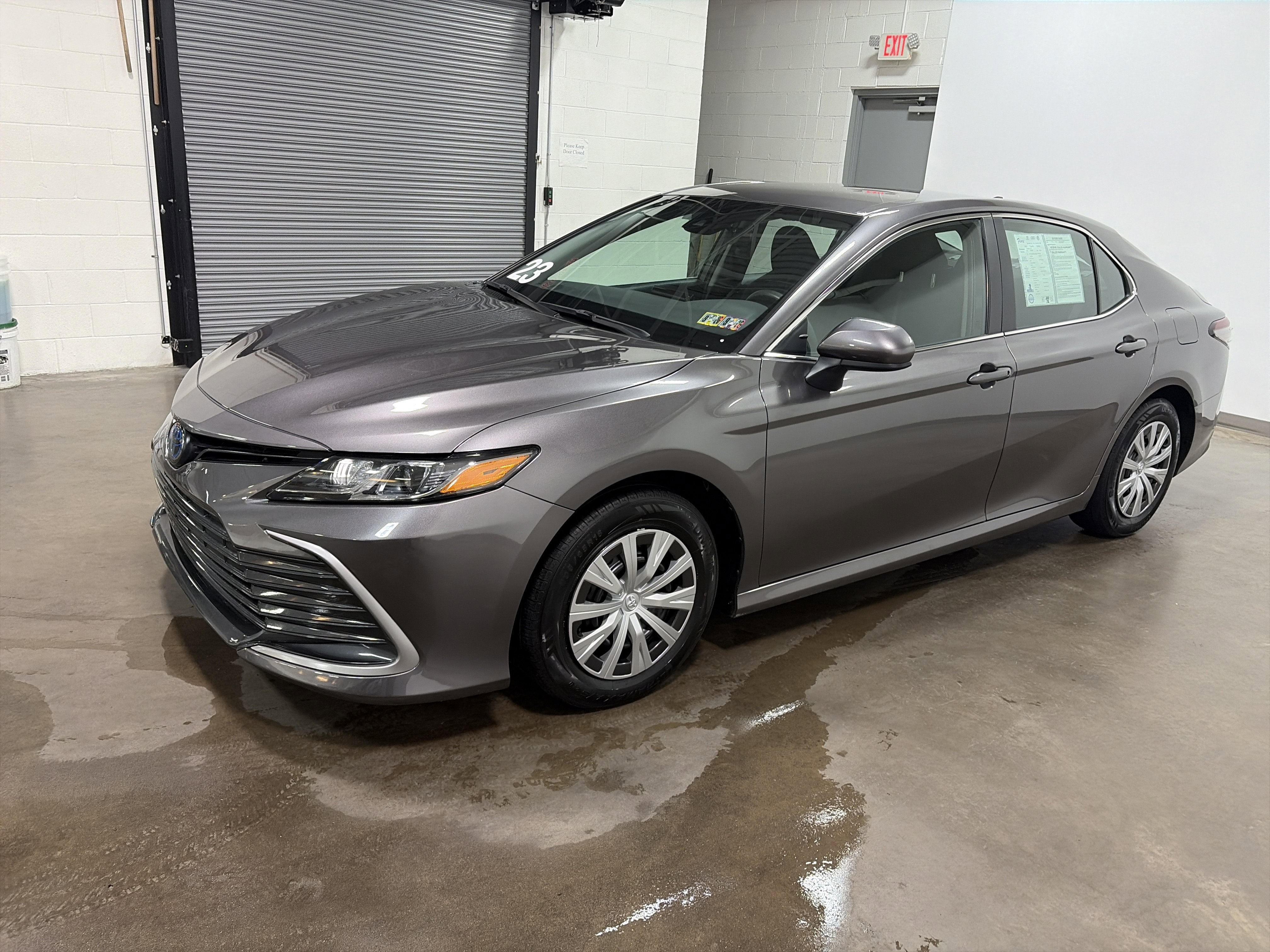 2023 Toyota Camry Hybrid LE
