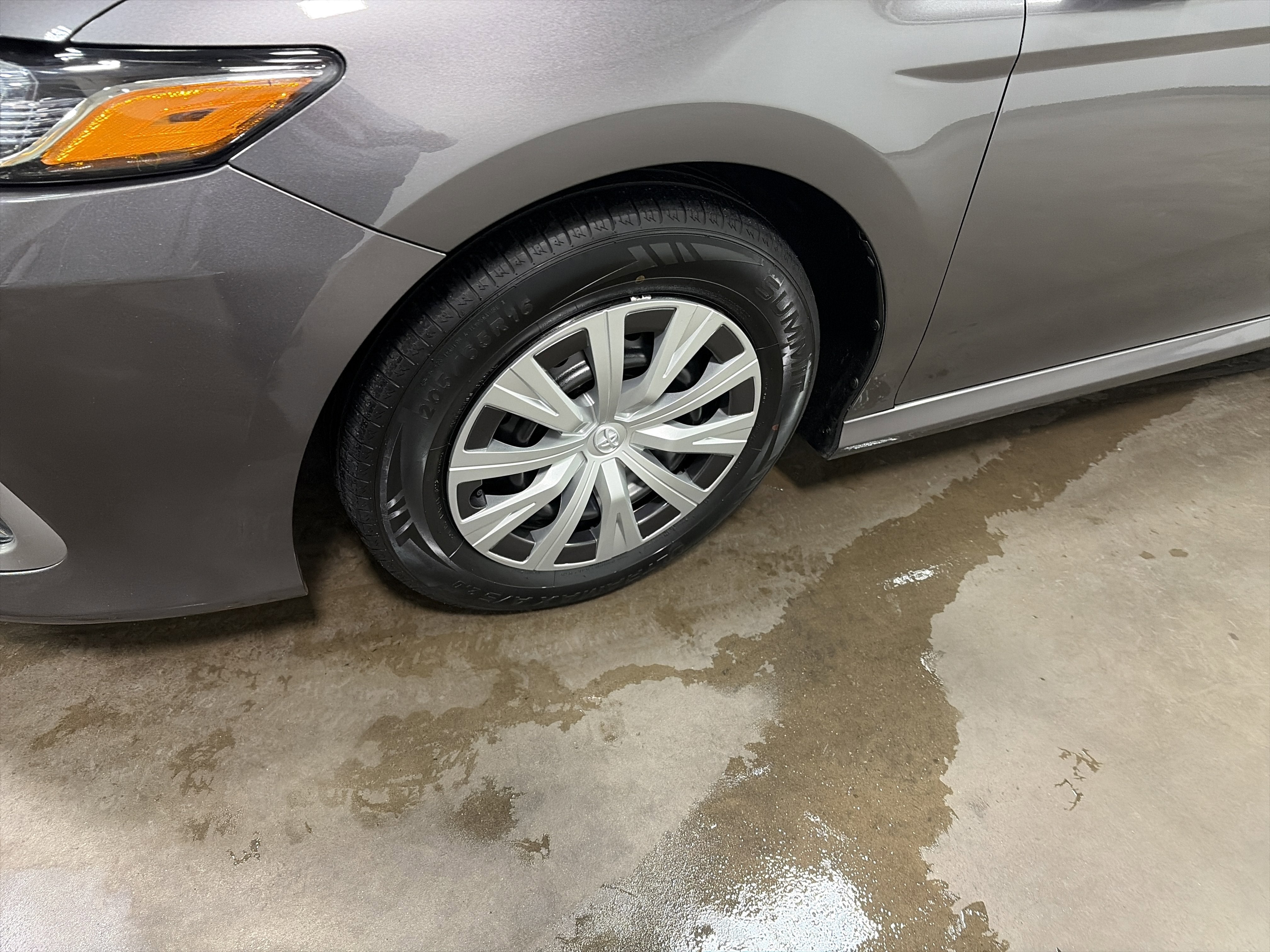 2023 Toyota Camry Hybrid LE