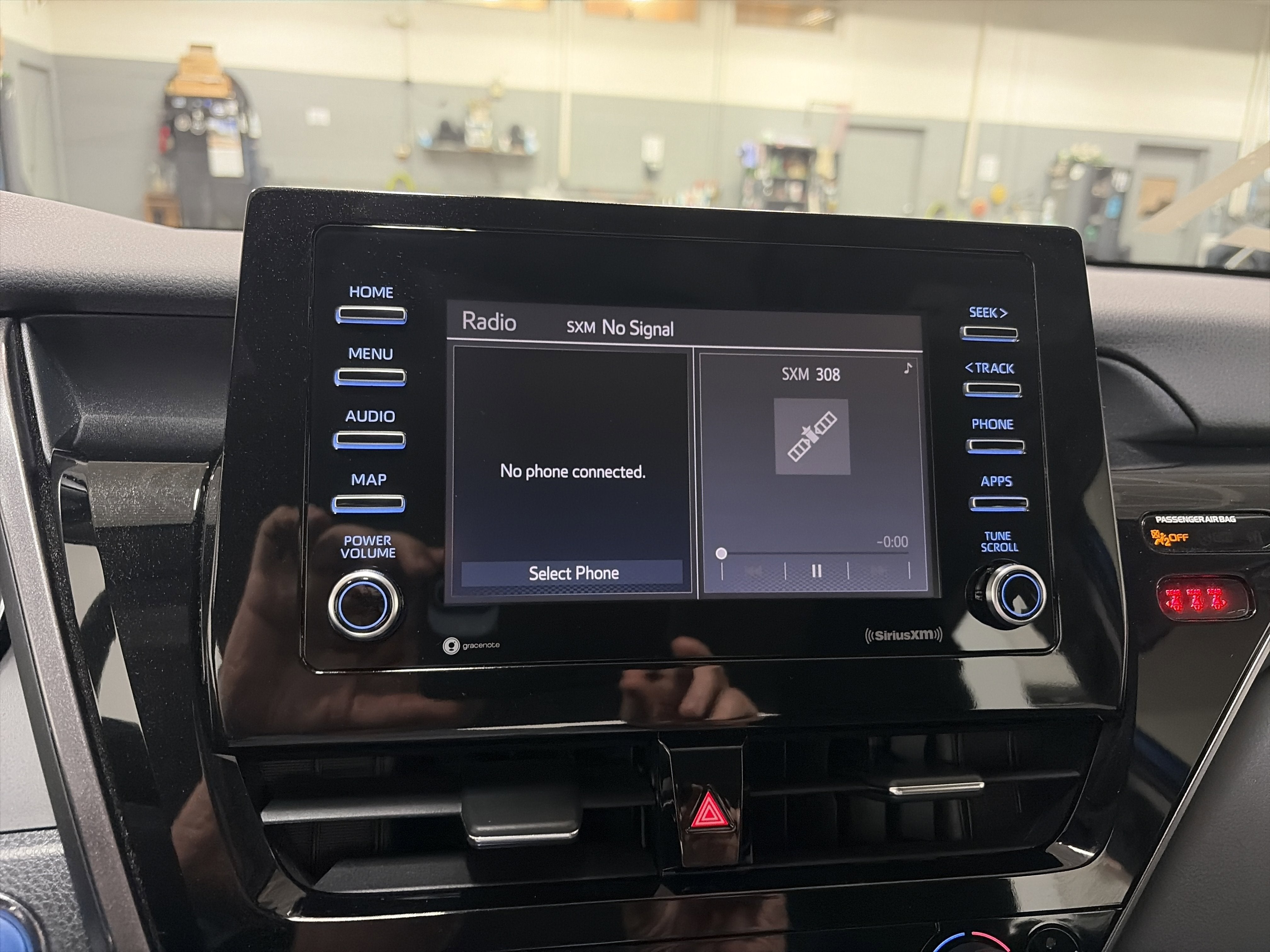 2021 Toyota Camry Hybrid LE