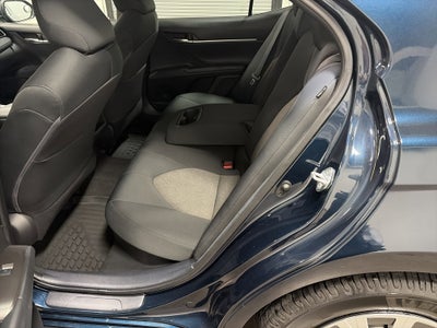 2021 Toyota Camry Hybrid LE