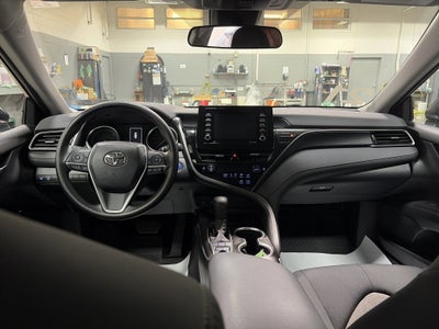 2021 Toyota Camry Hybrid LE