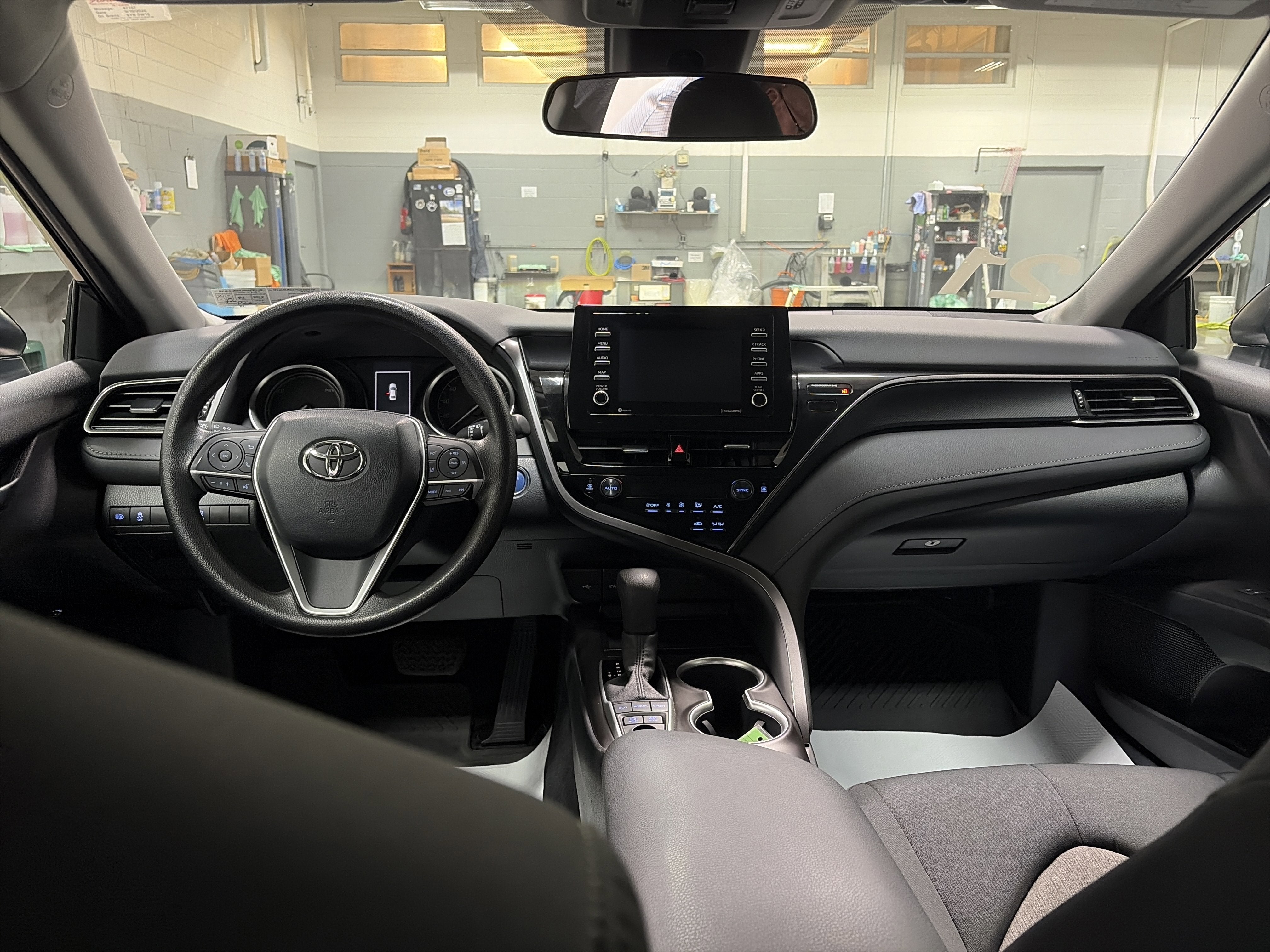 2021 Toyota Camry Hybrid LE