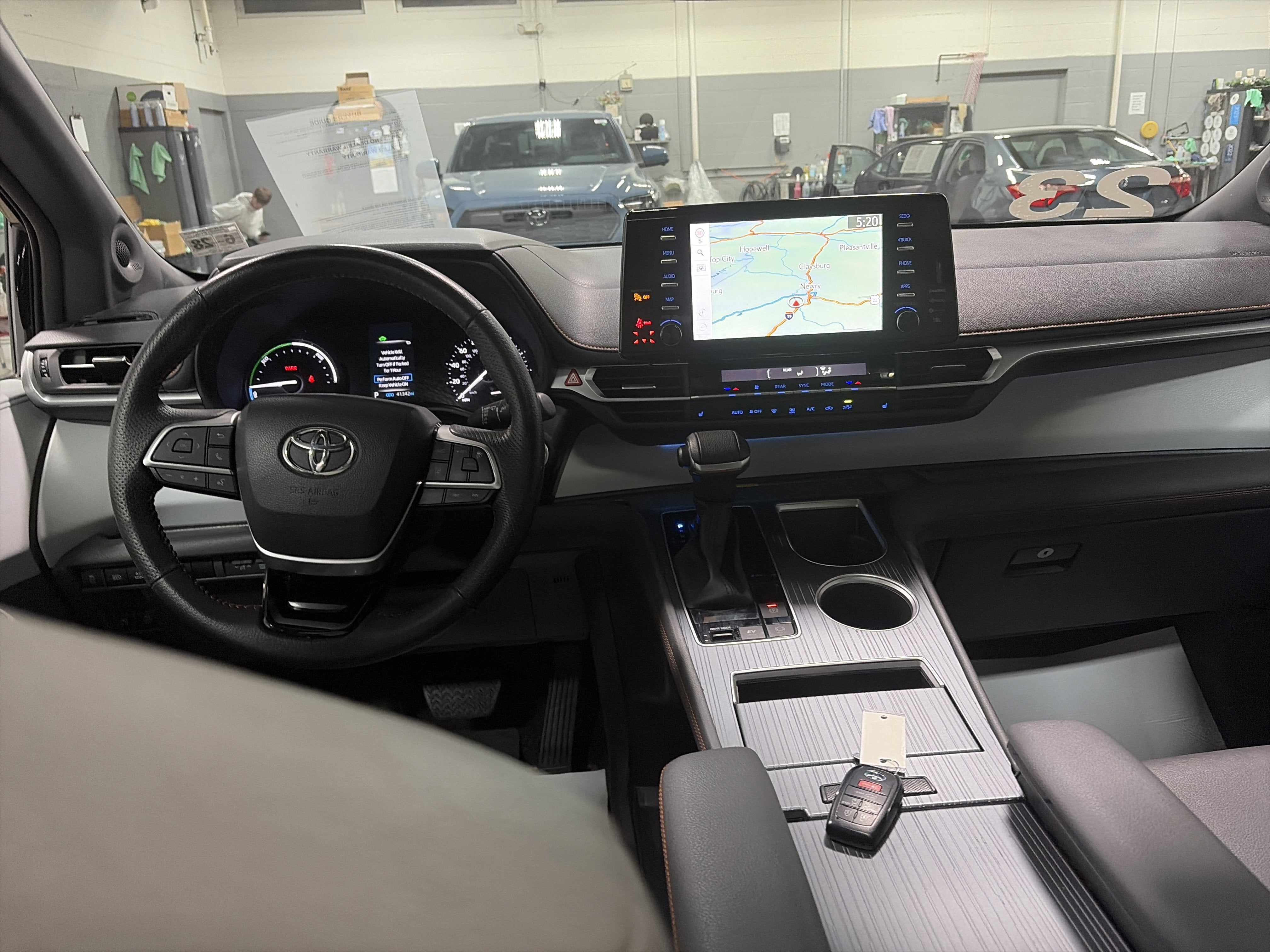 2023 Toyota Sienna XSE