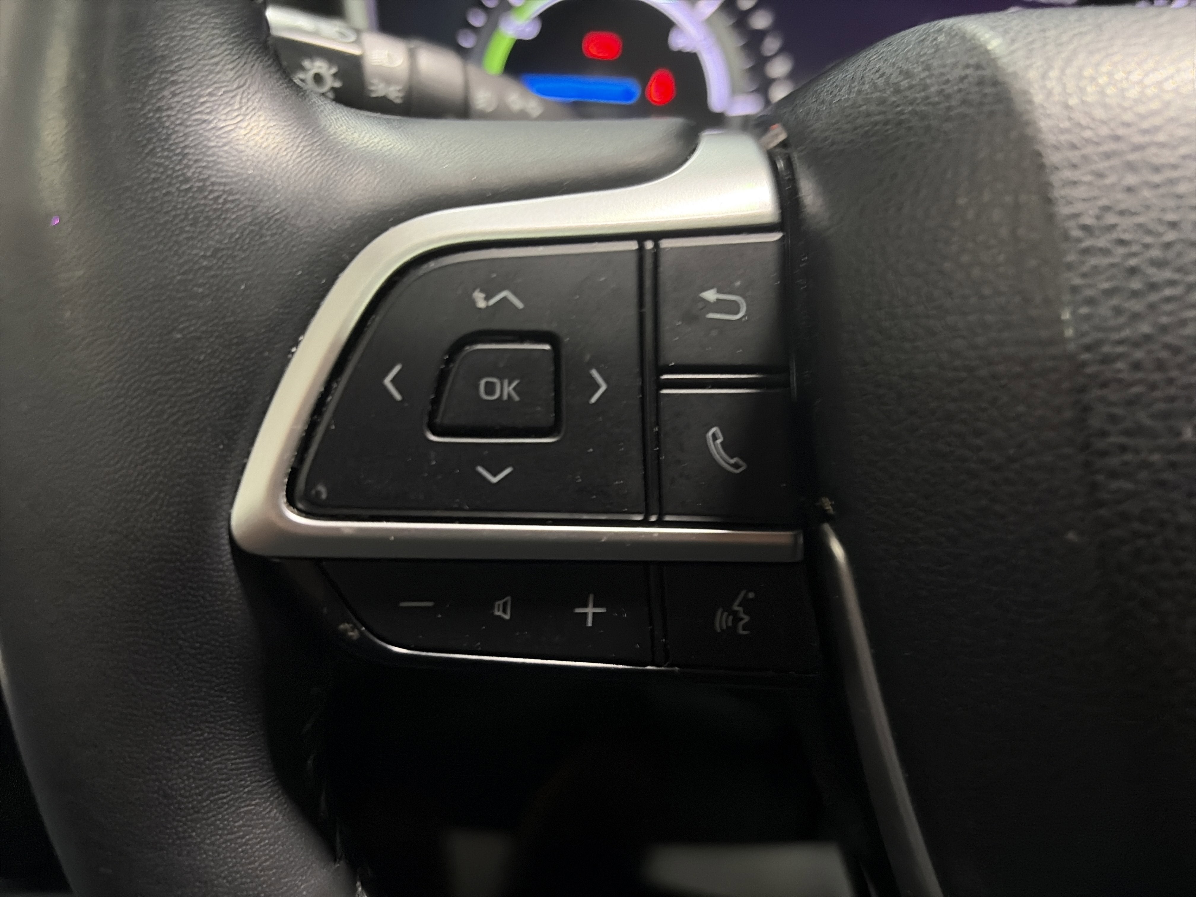 2022 Toyota Highlander Hybrid Platinum