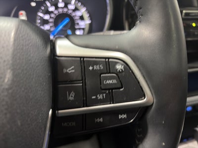 2022 Toyota Highlander Hybrid Platinum