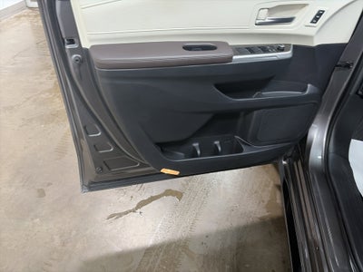 2024 Toyota Sienna Platinum