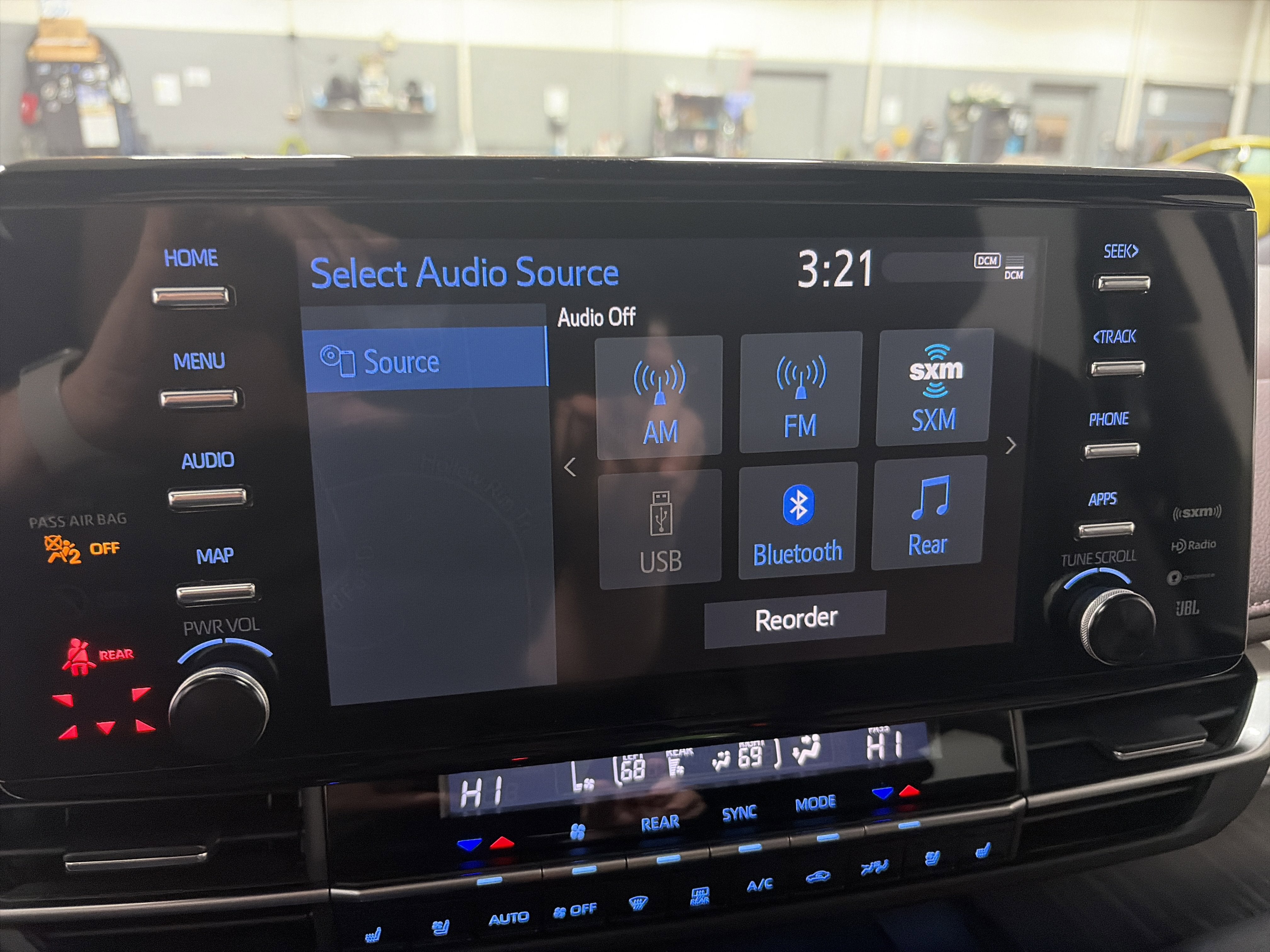 2024 Toyota Sienna Platinum