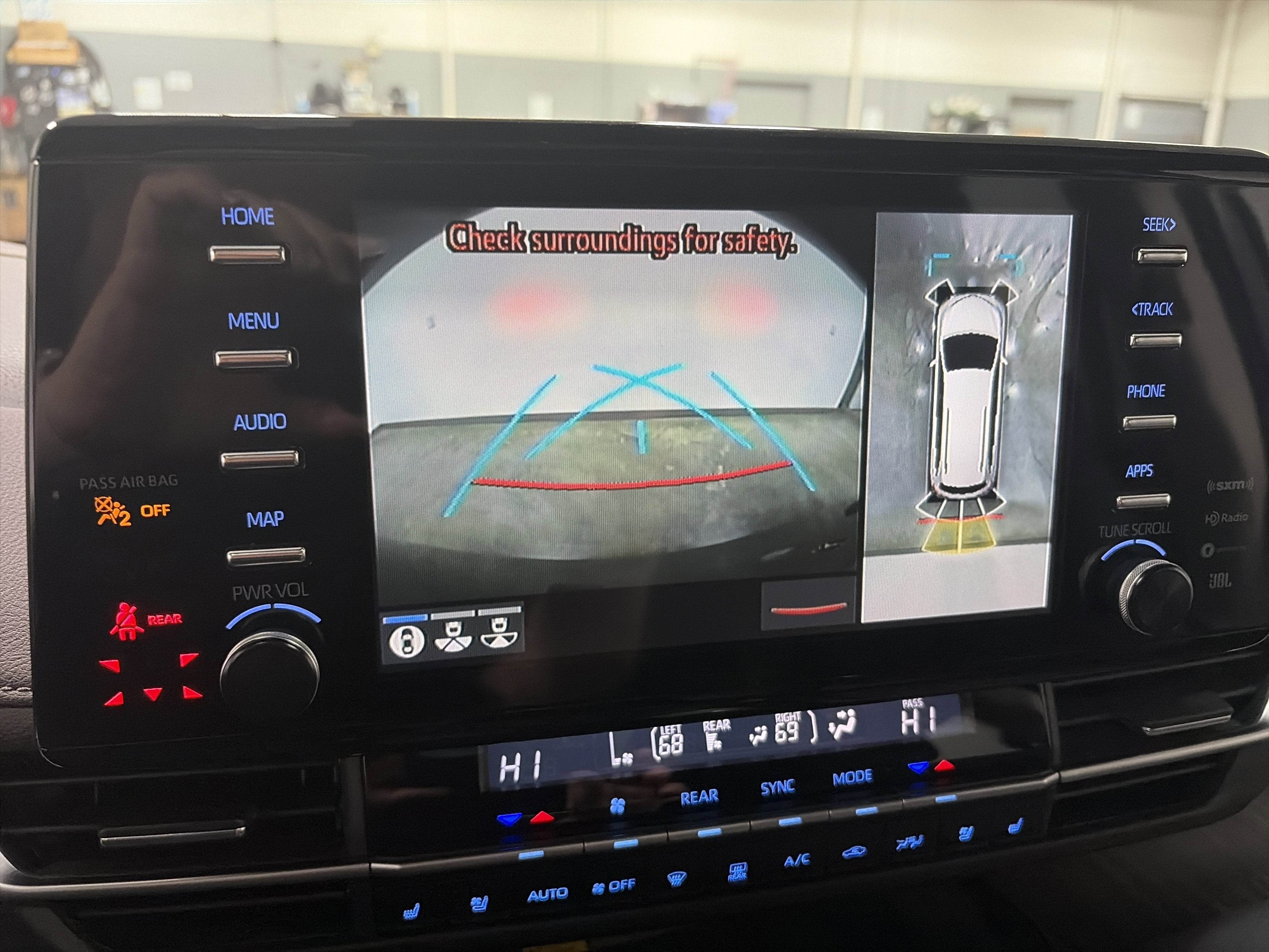 2024 Toyota Sienna Platinum