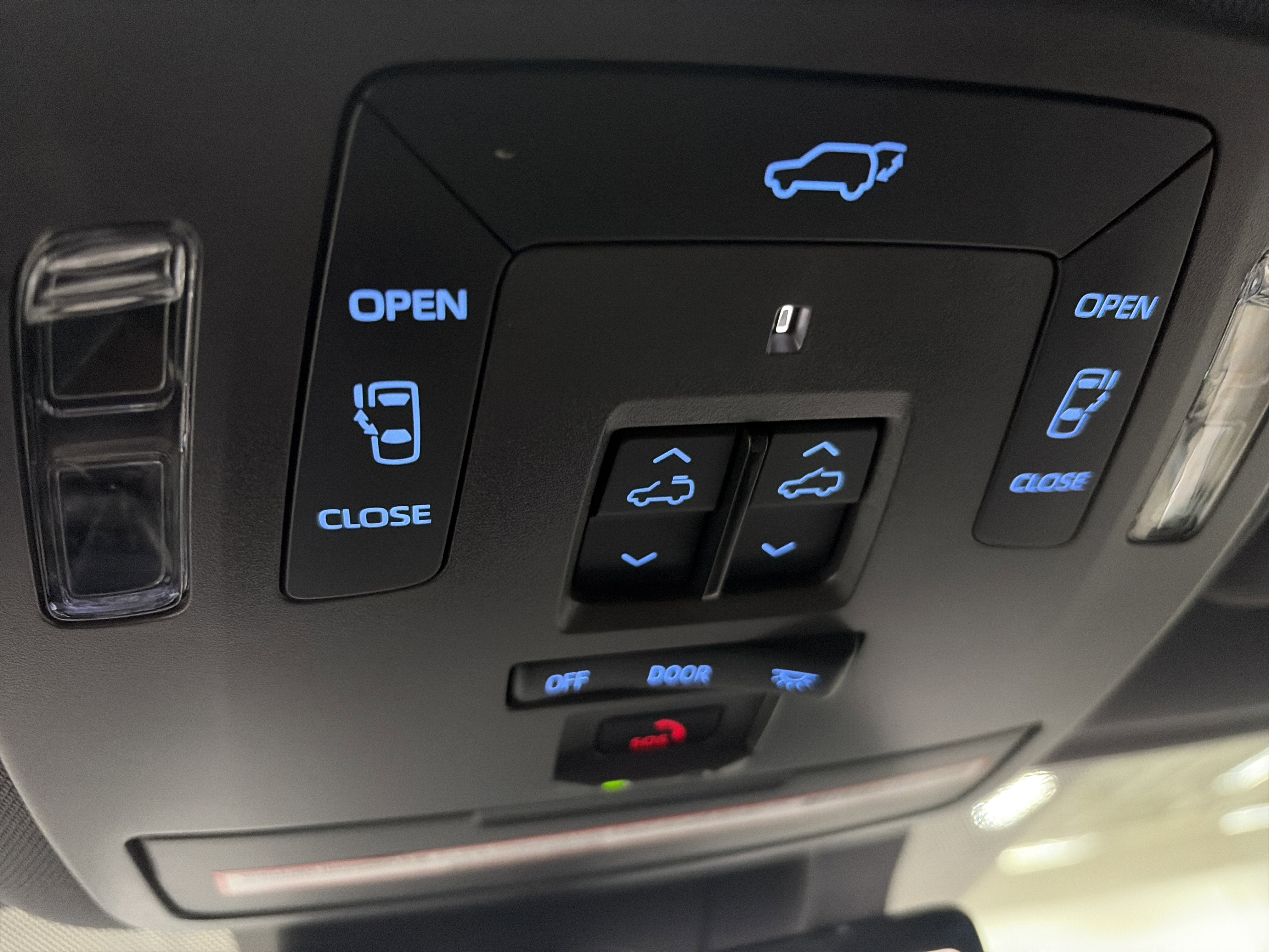 2024 Toyota Sienna Platinum