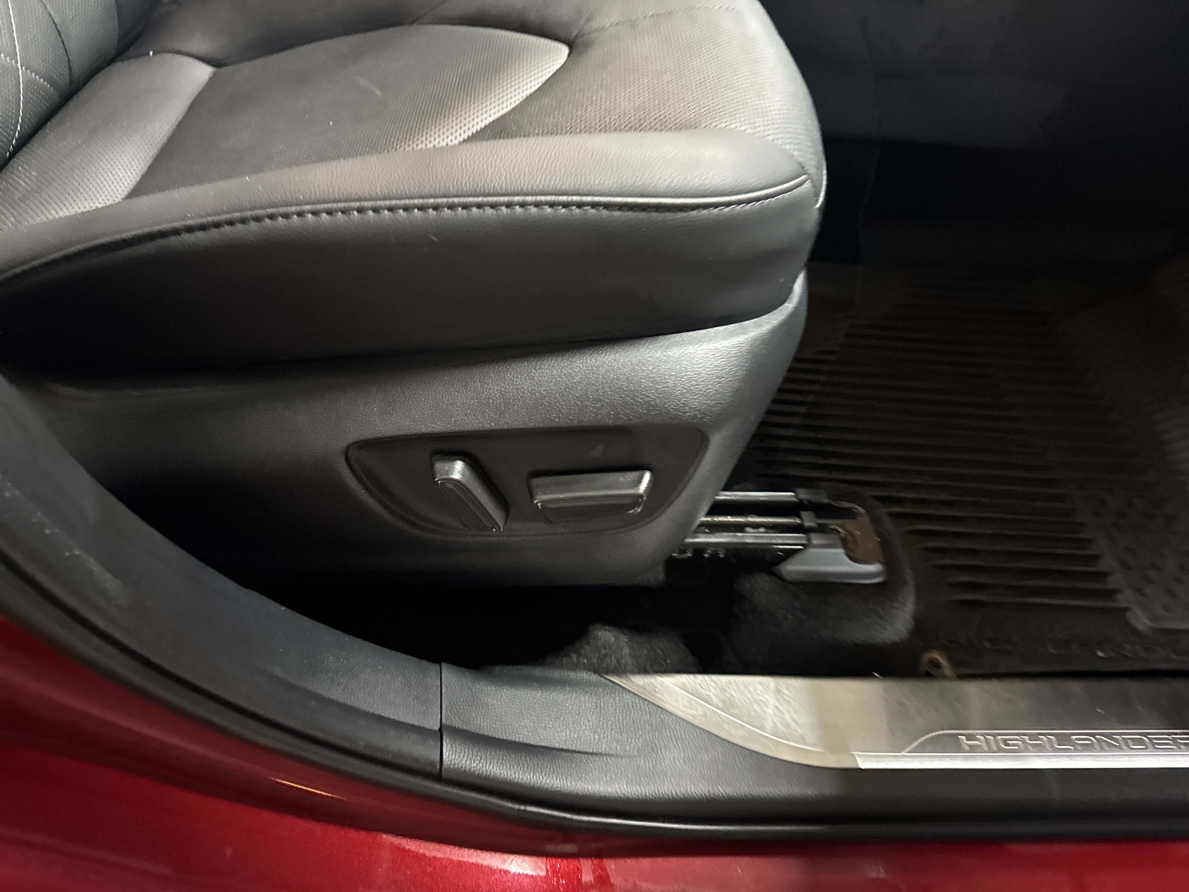 2023 Toyota Highlander Platinum