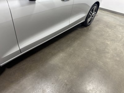 2024 Volvo S60 Core Dark Theme