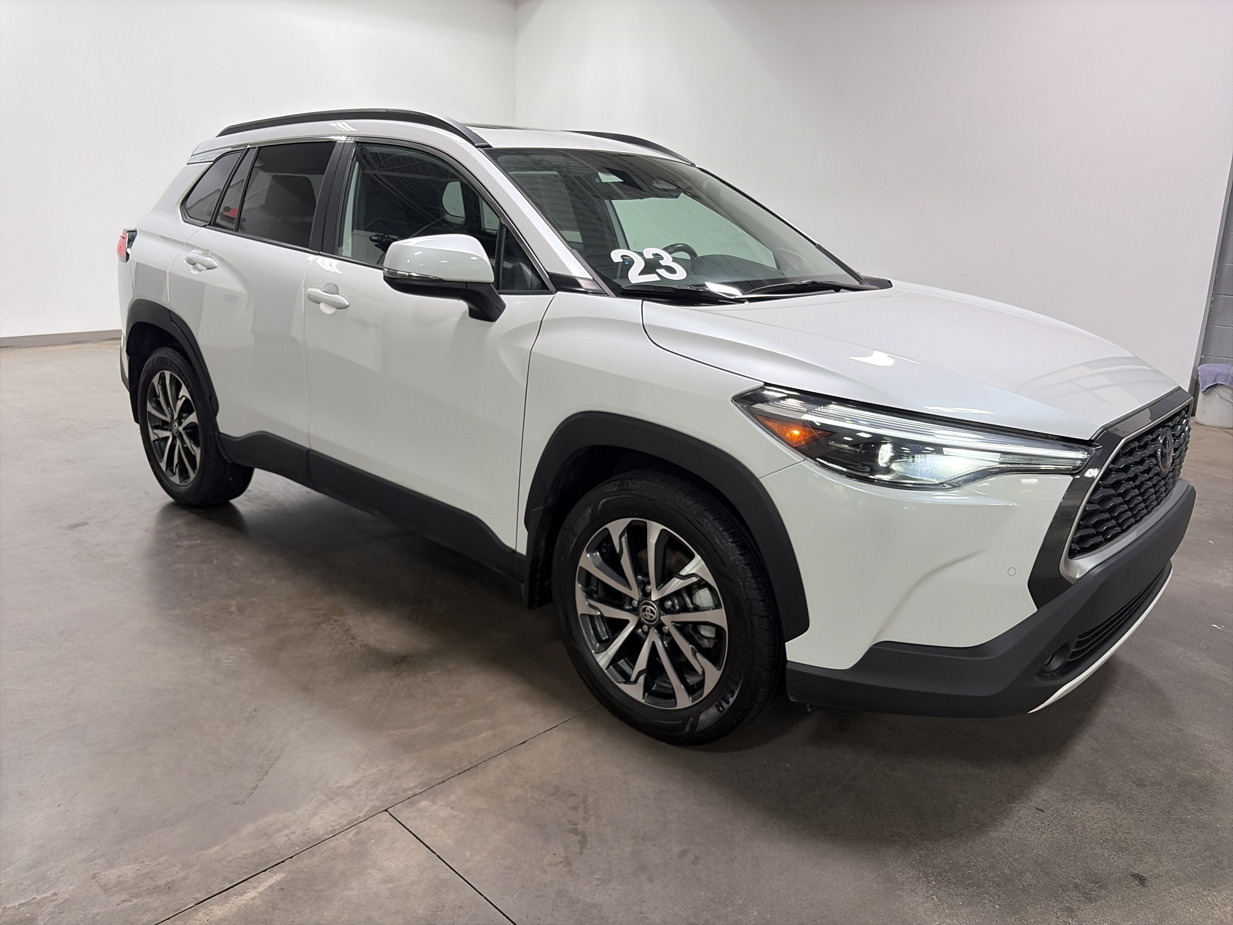 2023 Toyota Corolla Cross XLE